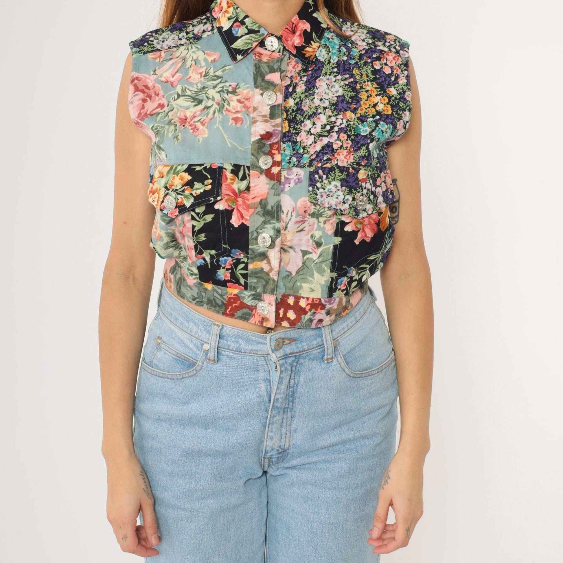 90s Cotton Express Floral Patchwork Crop Vest Button-Up Sleeveless Medium