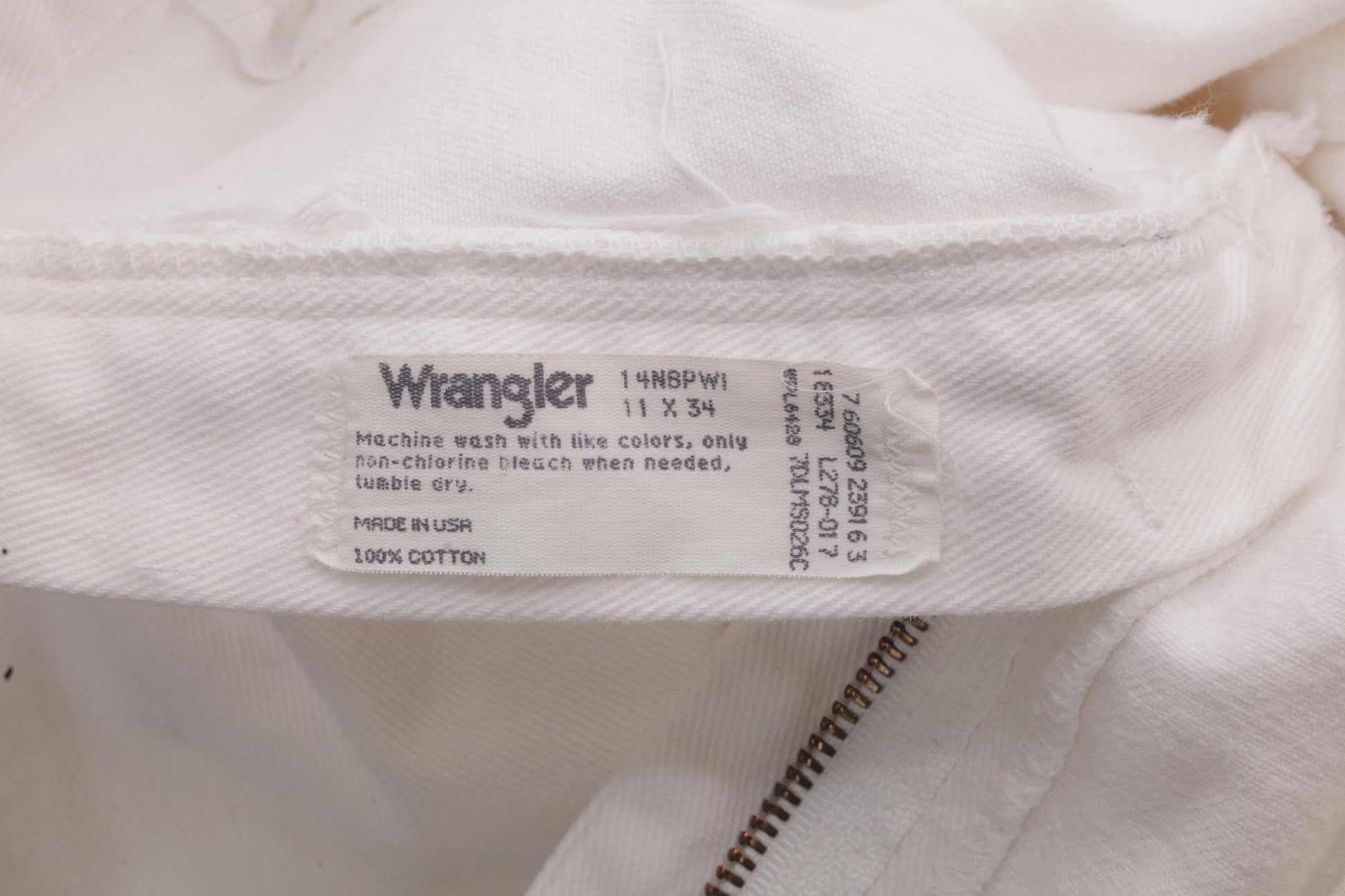 90s Wrangler White Denim High-Rise Relaxed Straight Jeans Small 28