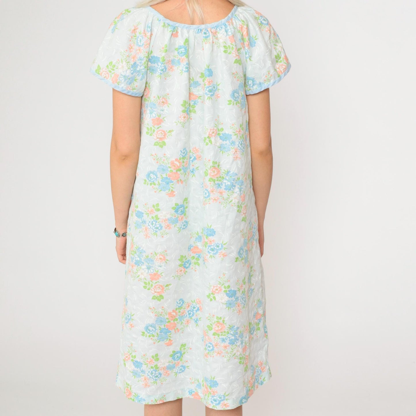 70s Floral Midi Lounge Dress Button-Up Short Sleeve Blue Peach Print Medium M