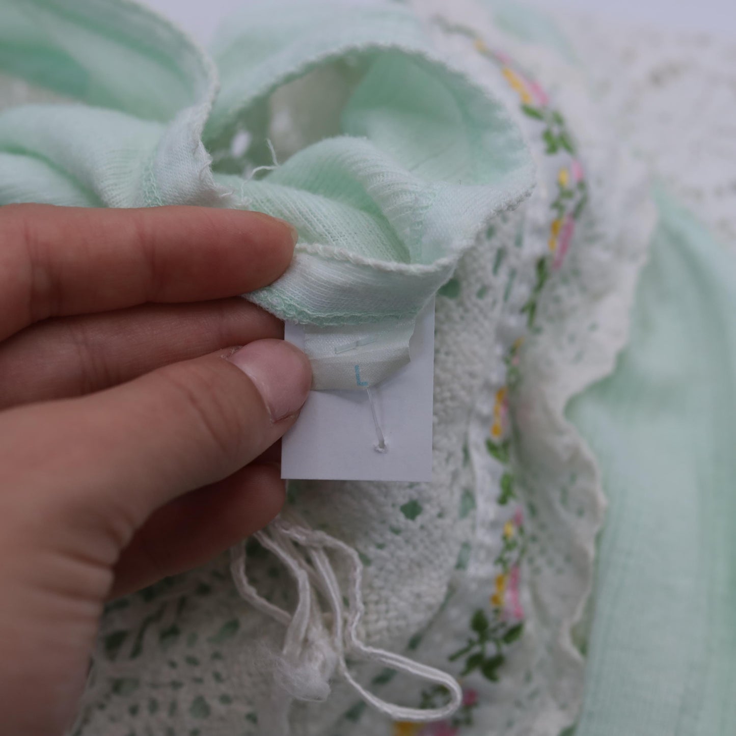 70s Mint Green Crochet Lace Tank Top V-Neck Lace-Up Sleeveless Blouse Medium