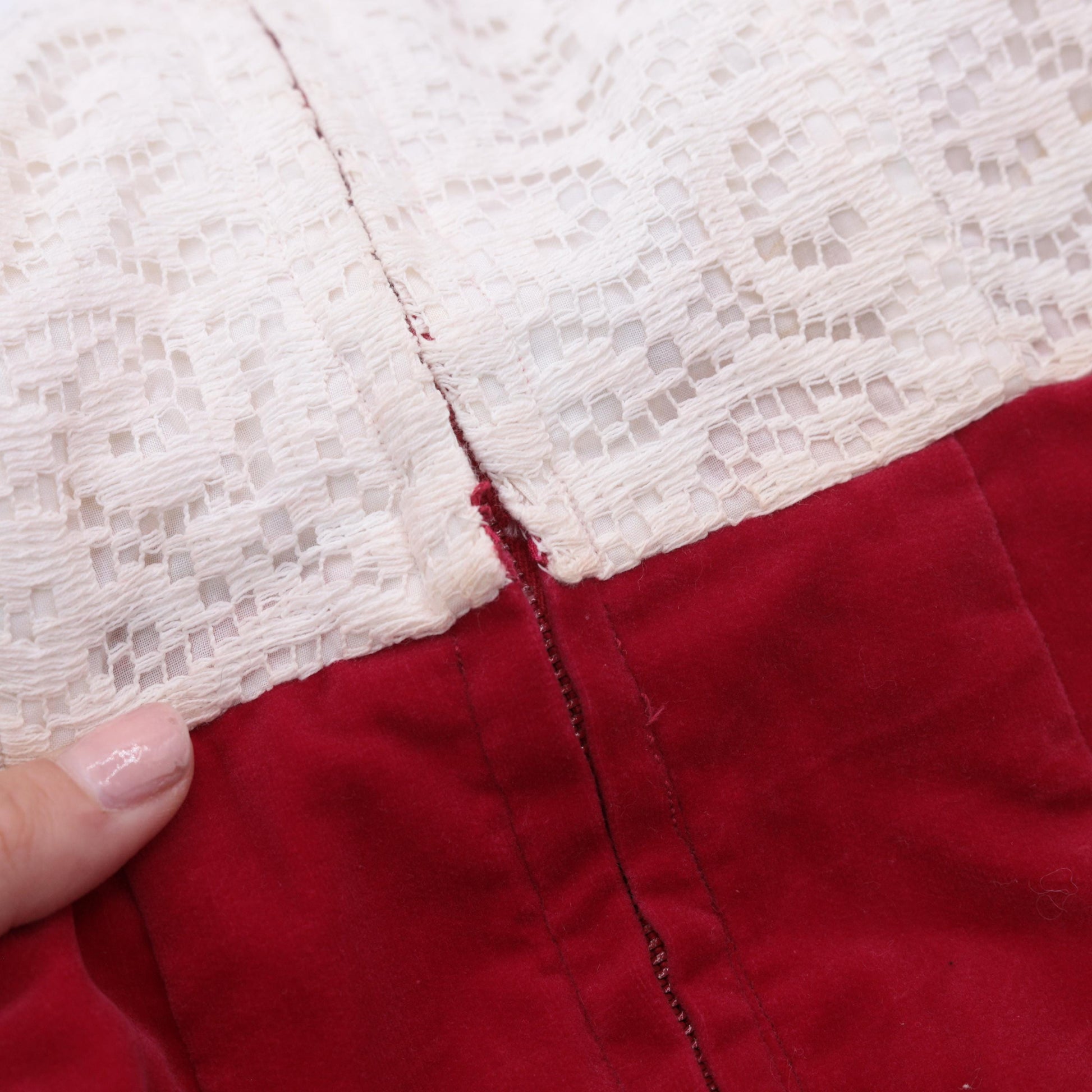 1960s Red Velvet White Lace Mini Dress Sleeveless High Waist Extra Small