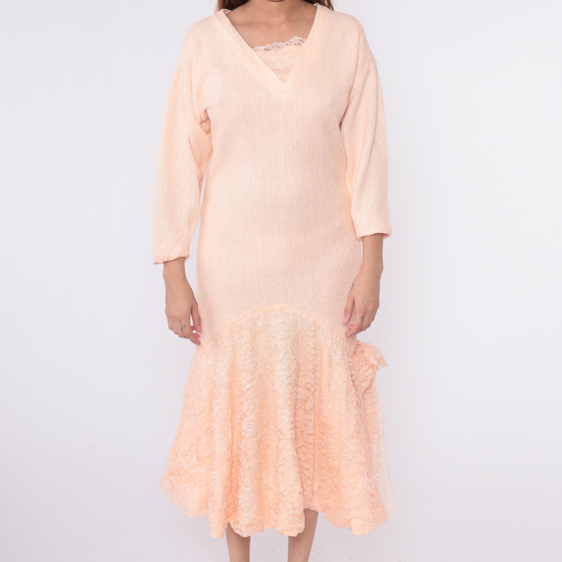 80s Peach Knit Midi Dress V-Neck Lace Mermaid Hem Long Sleeve Medium