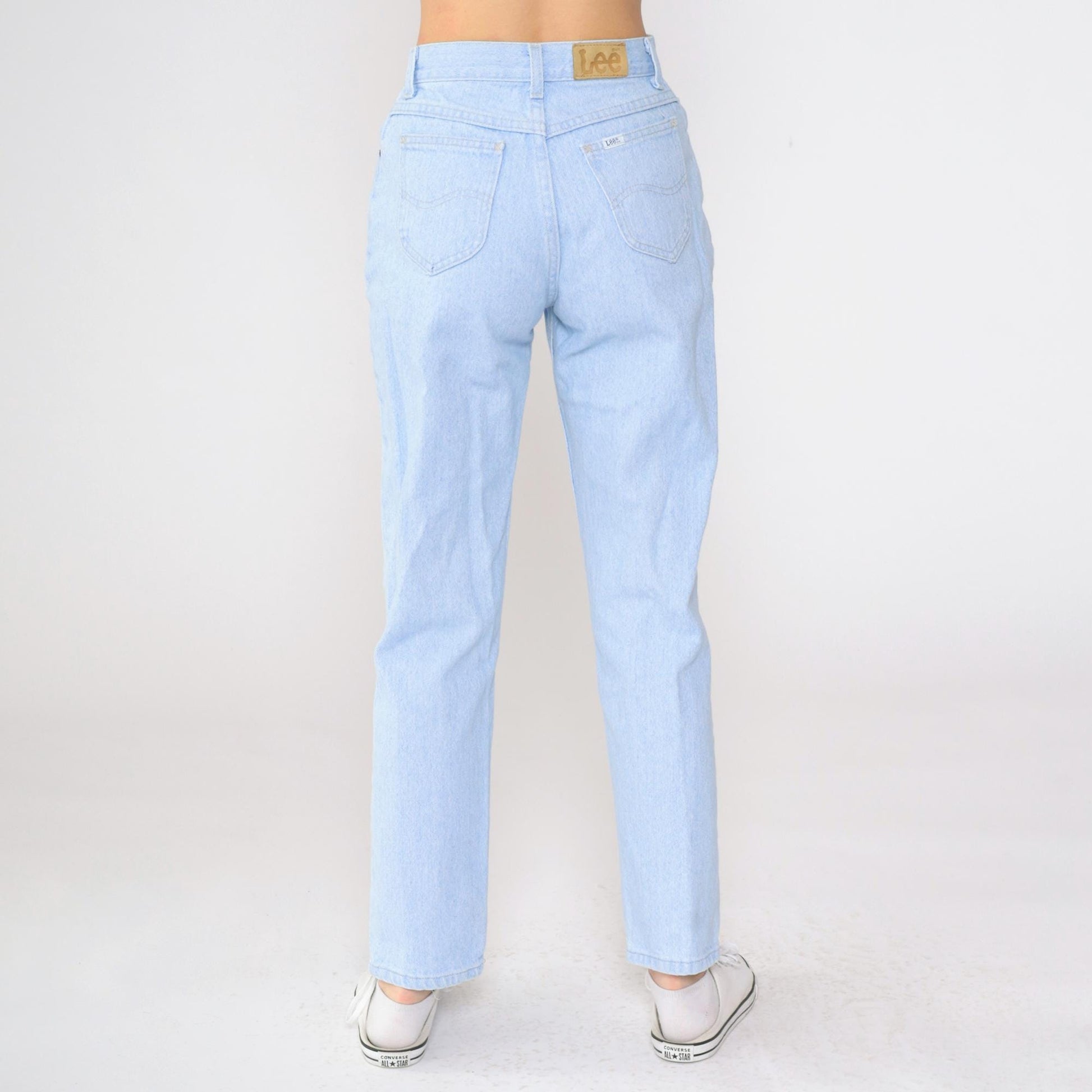 90s Lee High-Waist Tapered Jeans Light Wash Denim Medium