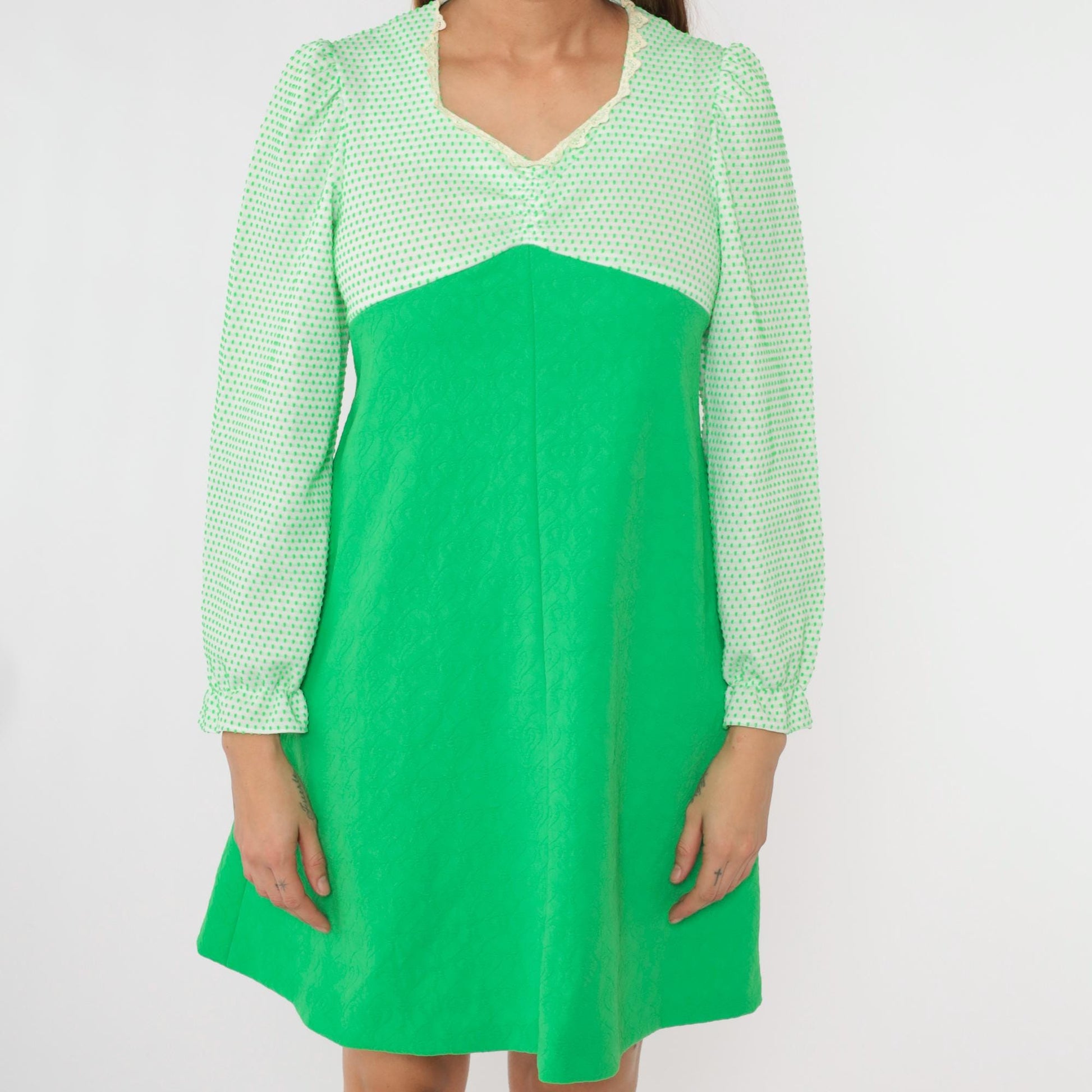 70s Bright Green Polka Dot Mini Dress Empire Waist Puff Sleeve Medium