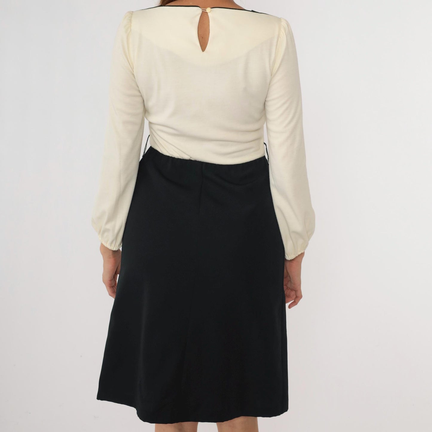 70s Color Block Dress Cream Black Boatneck Puff Sleeve Midi Extra Small
