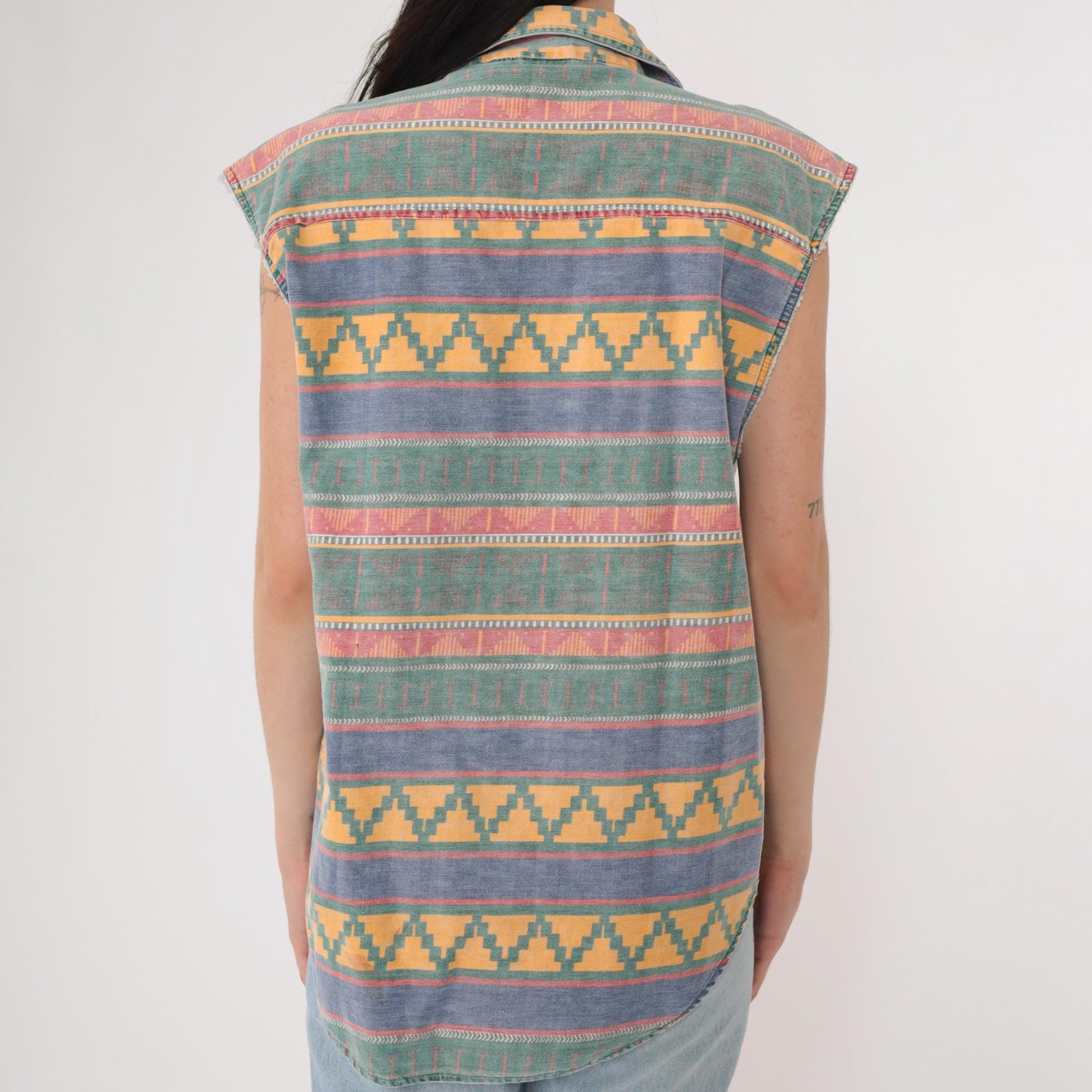90s Quizz Southwestern Geometric Button-Up Tank Yellow Blue Green Medium