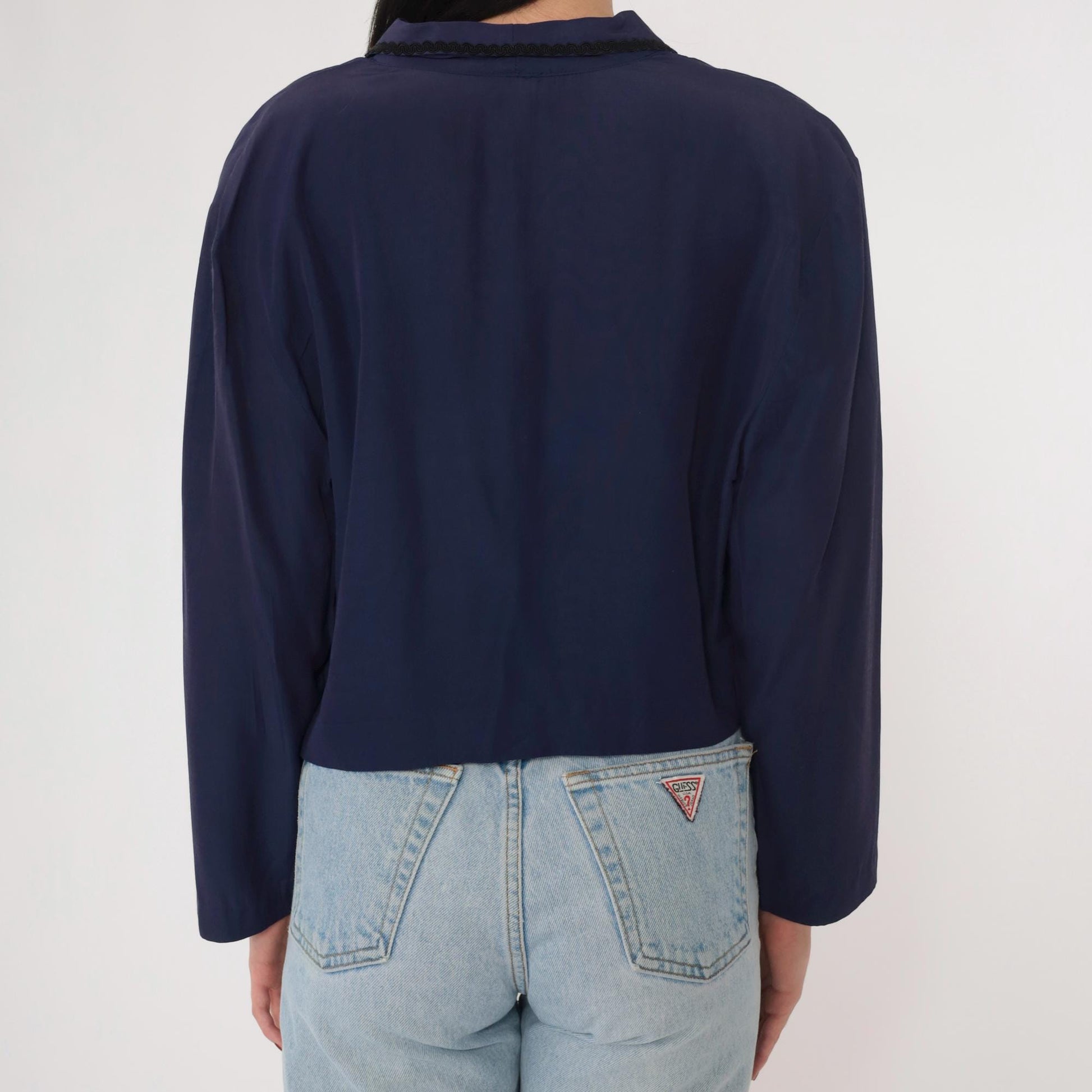 80s Navy Cropped Button-Up Blouse Black Trim Collar Long Sleeve Large