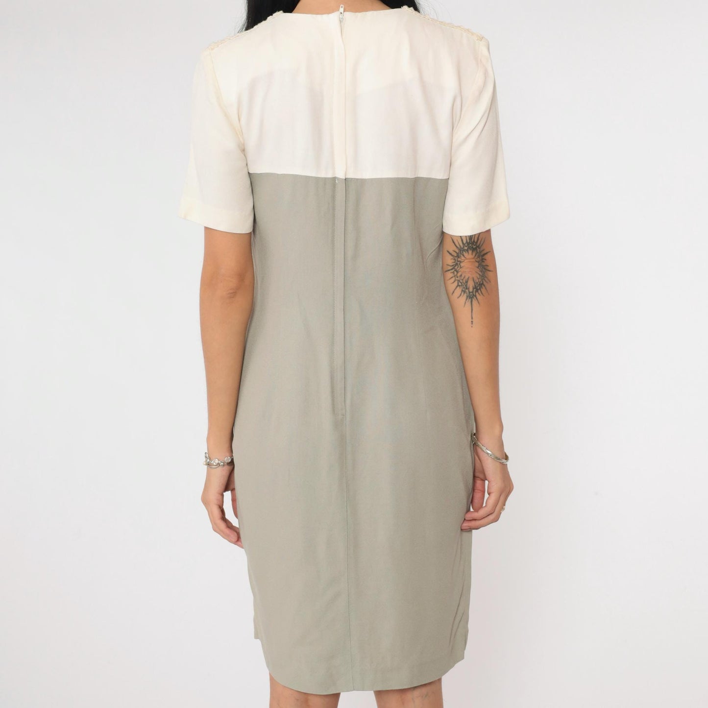 90s S.L. Fashion Petites Sage Floral Embroidered Mini Shirtdress Small