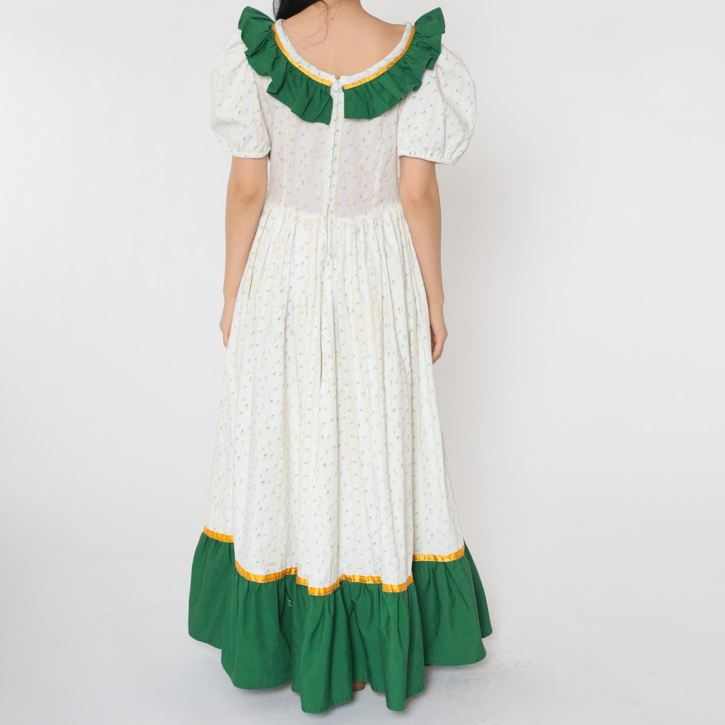 70s White Calico Floral Maxi Dress Puff Sleeve Green Ruffles High Waist Medium