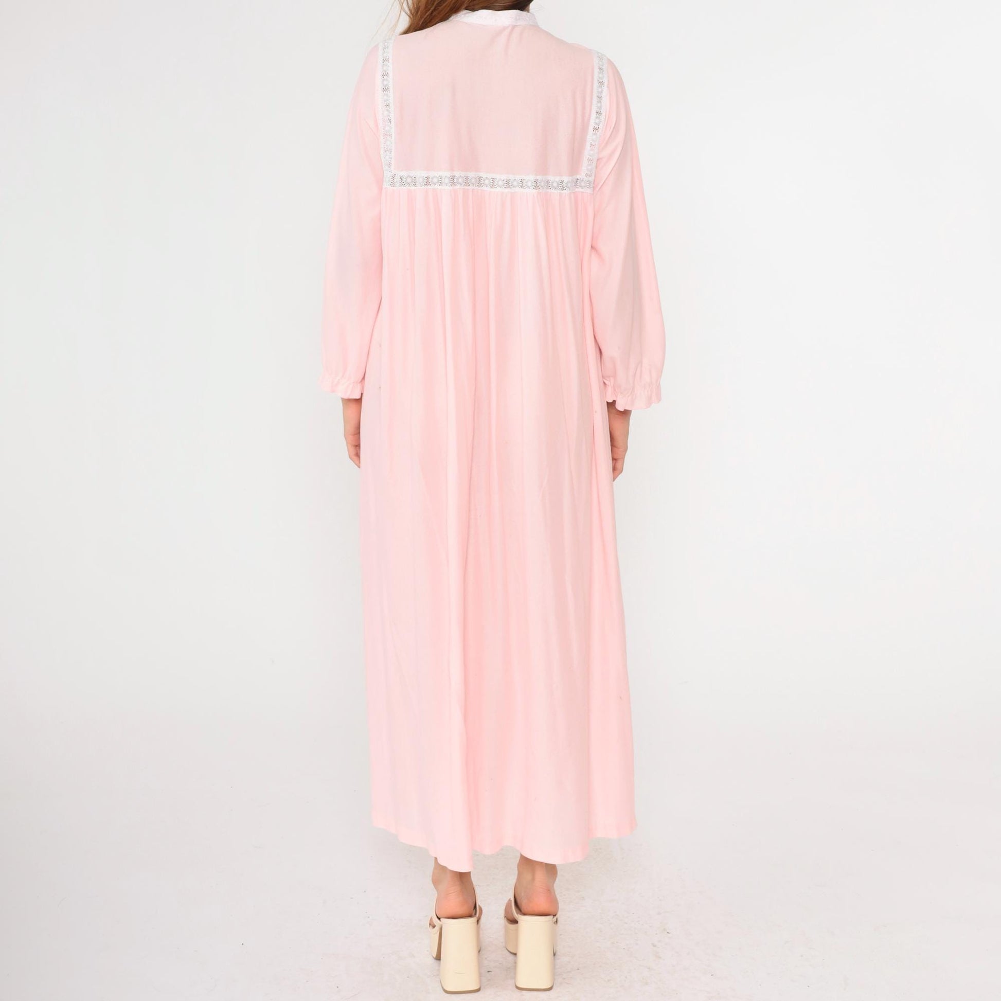 80s Baby Pink Floral Embroidered Lace Cutwork Maxi Nightgown Long Sleeve Large L