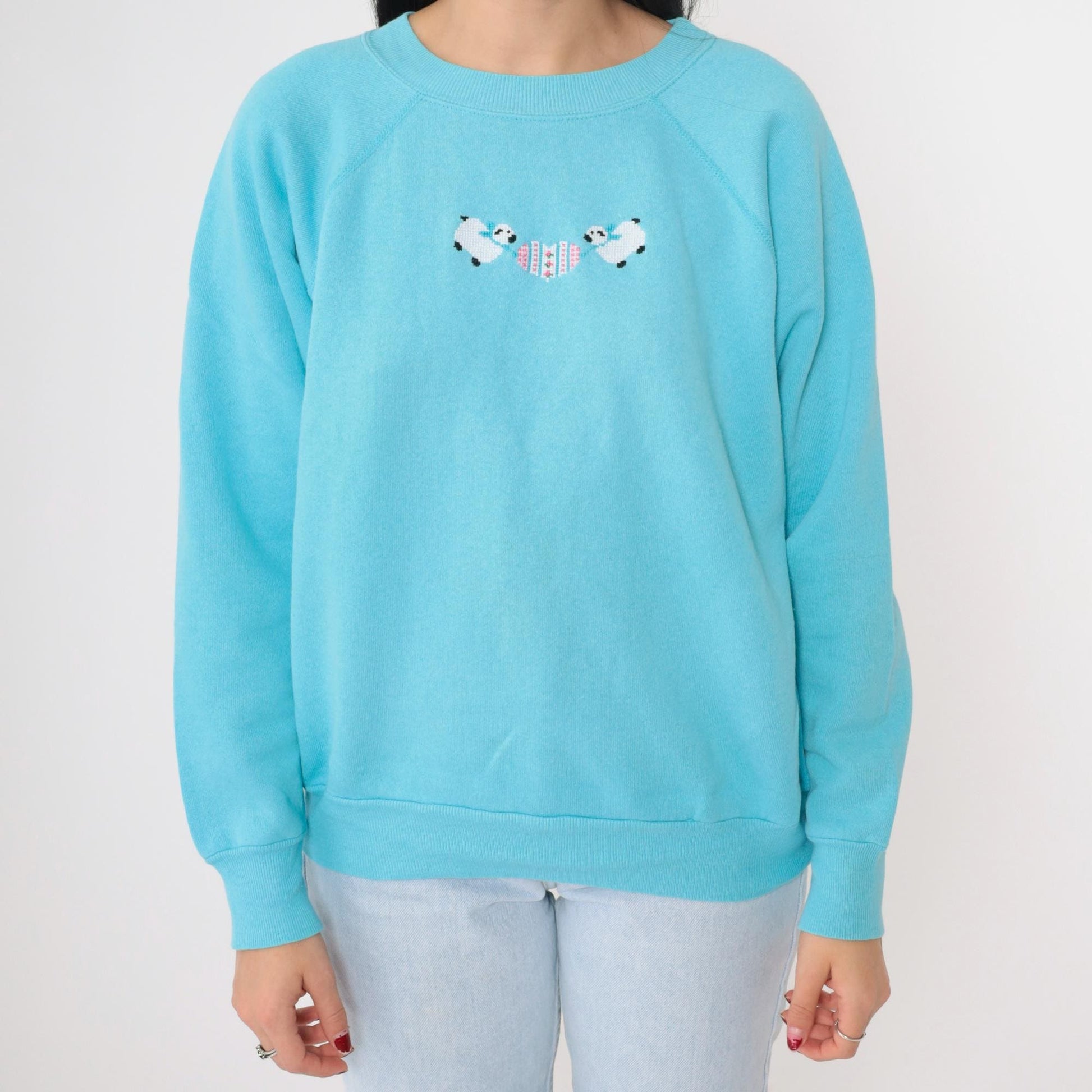 90s Blue Sheep Embroidered Sweatshirt Raglan Crewneck Medium Large