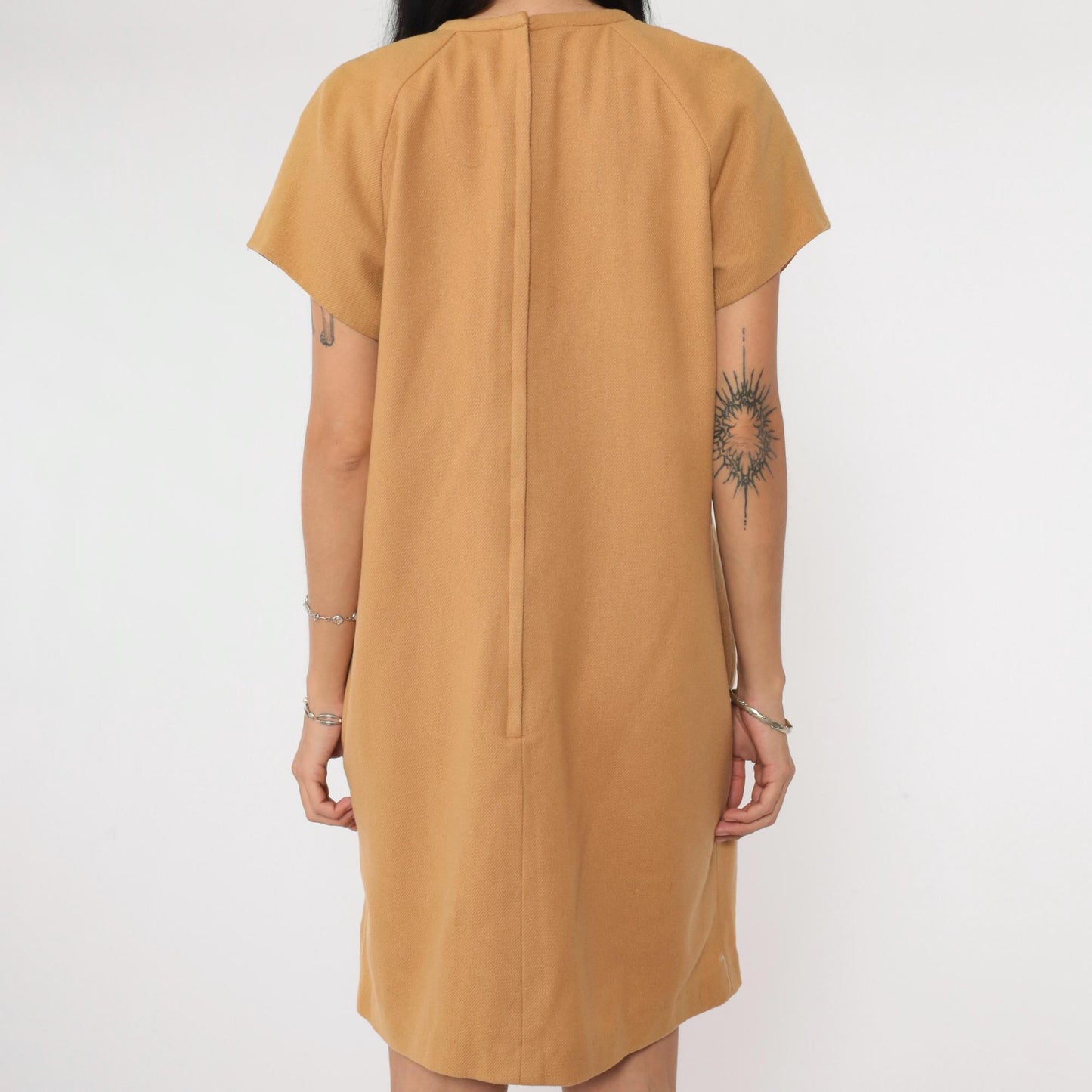 60s Tan Wool Shift Dress Mini Length Short Sleeve Rear Zip Medium