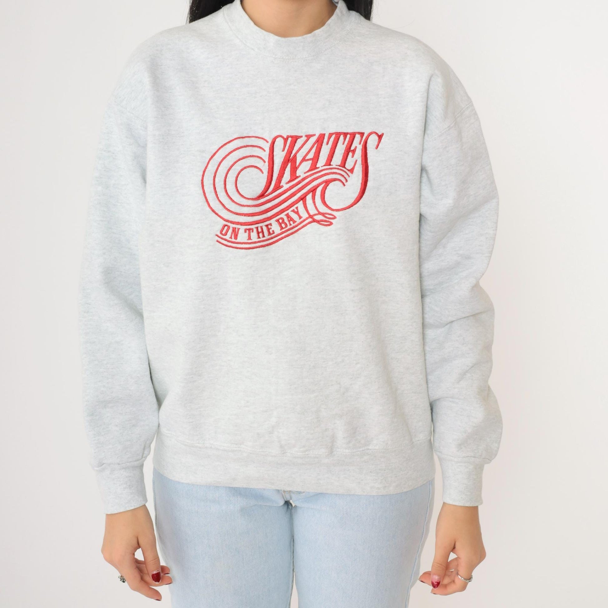 90s Skates on The Bay Berkeley Restaurant Embroidered Sweatshirt Grey Medium
