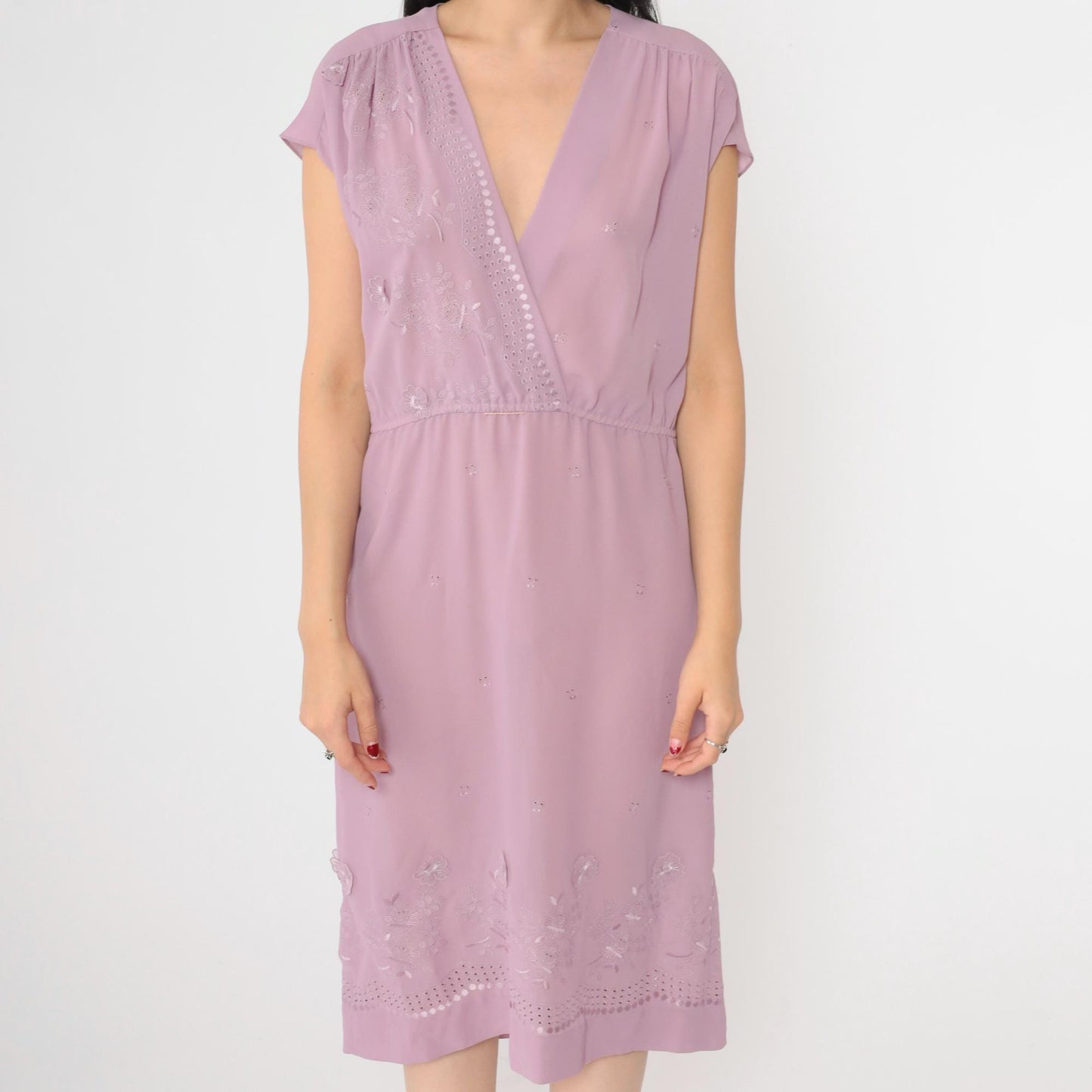 70s Lavender Floral Embroidered Wrap Dress Midi V-Neck Cap Sleeve Medium