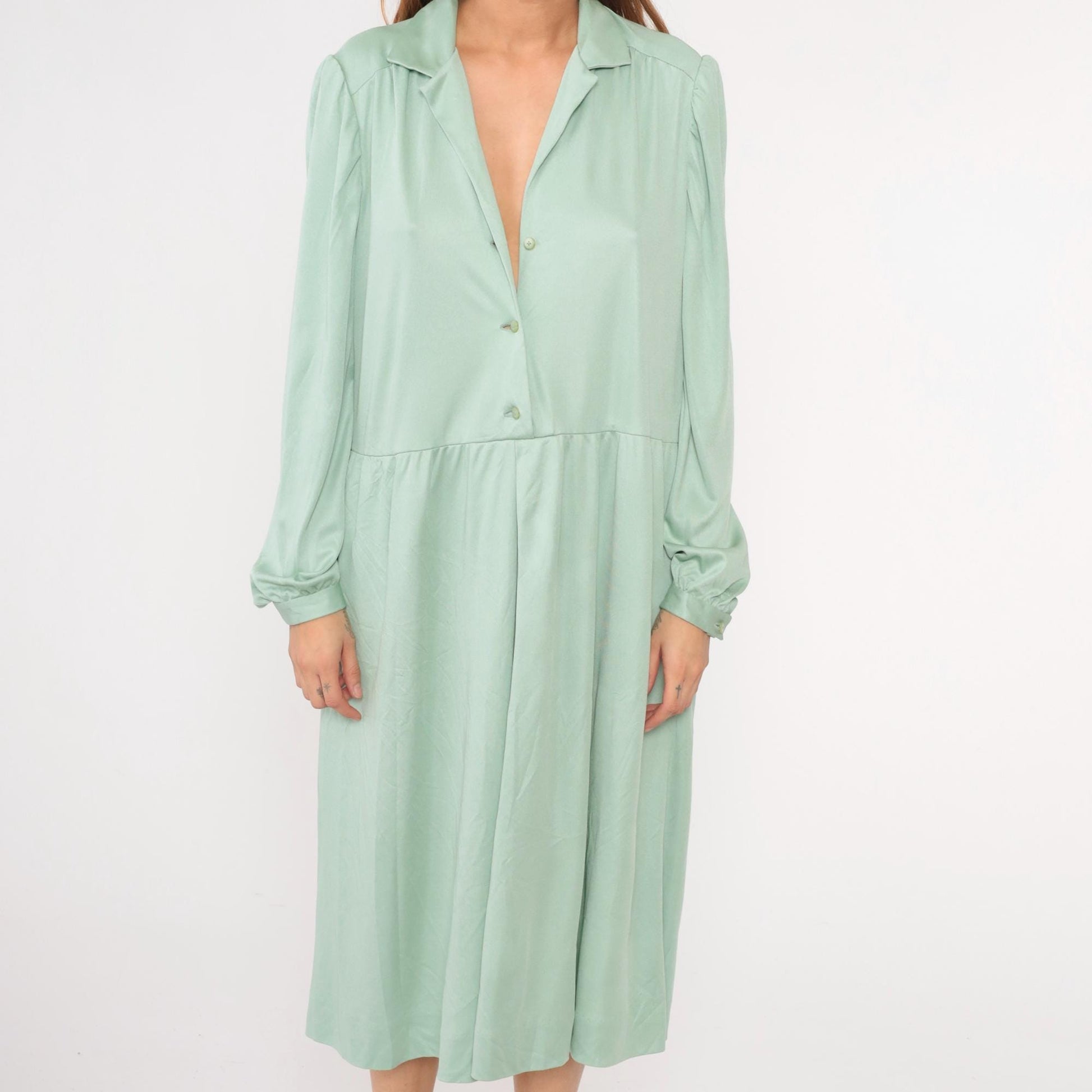 70s Light Green Midi Shirtdress Button-Up High Waisted Collared Long Sleeve Extra Large