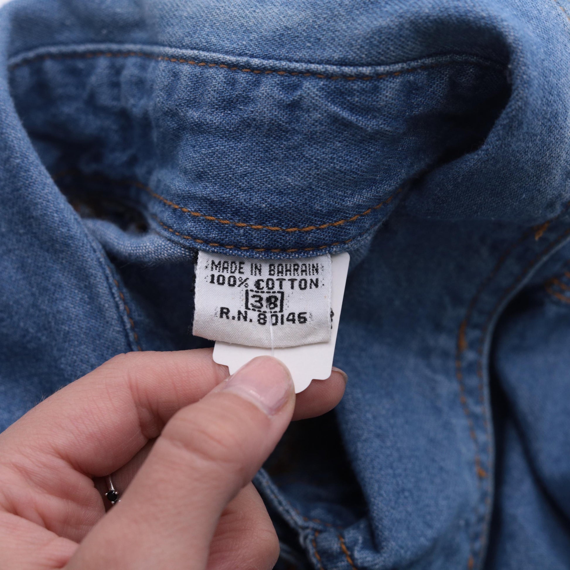 90s Blue Denim Button-Up Shirt Short Sleeve Collared Cotton Medium