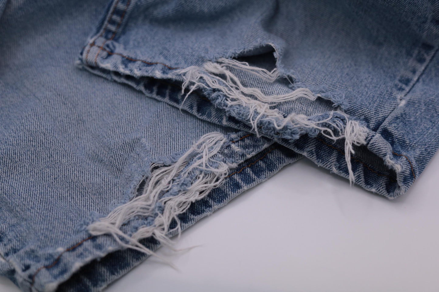 Levi's 505 Y2K Denim Shorts High Rise Distressed Blue Medium 32