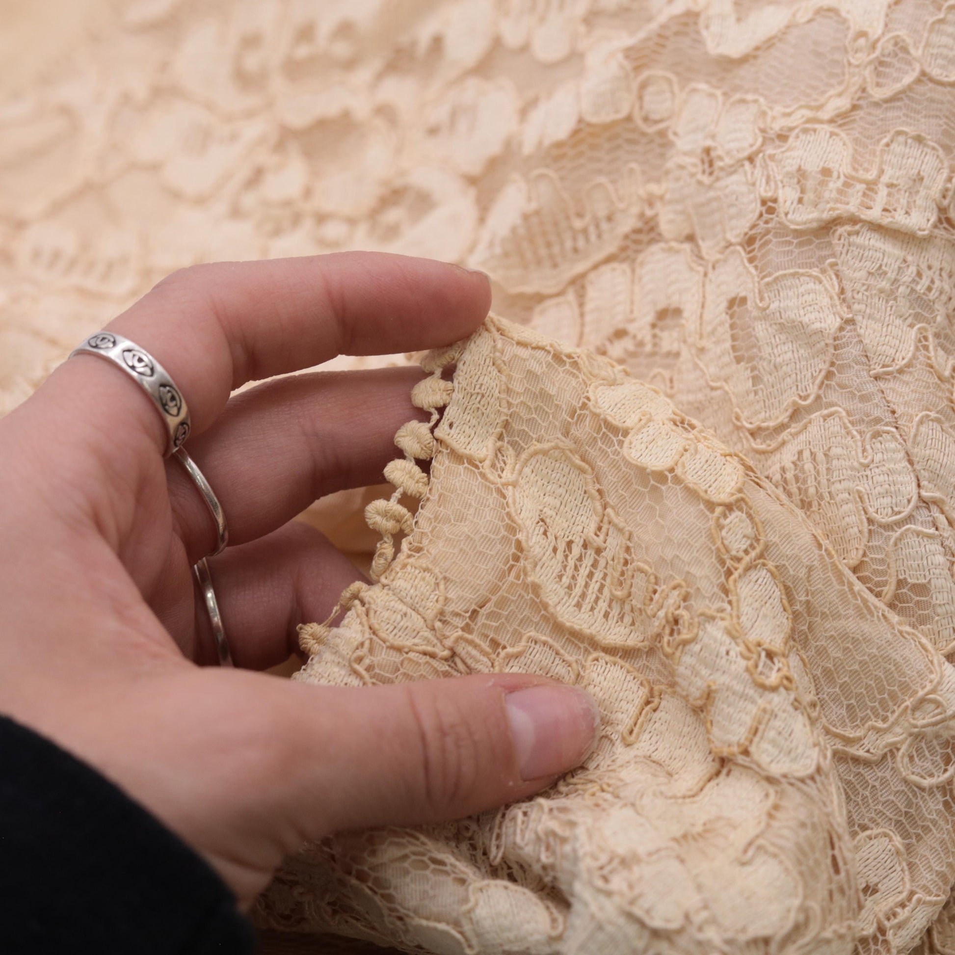 1960s Cream Lace Mini Dress Sleeveless A-Line Cocktail Medium M
