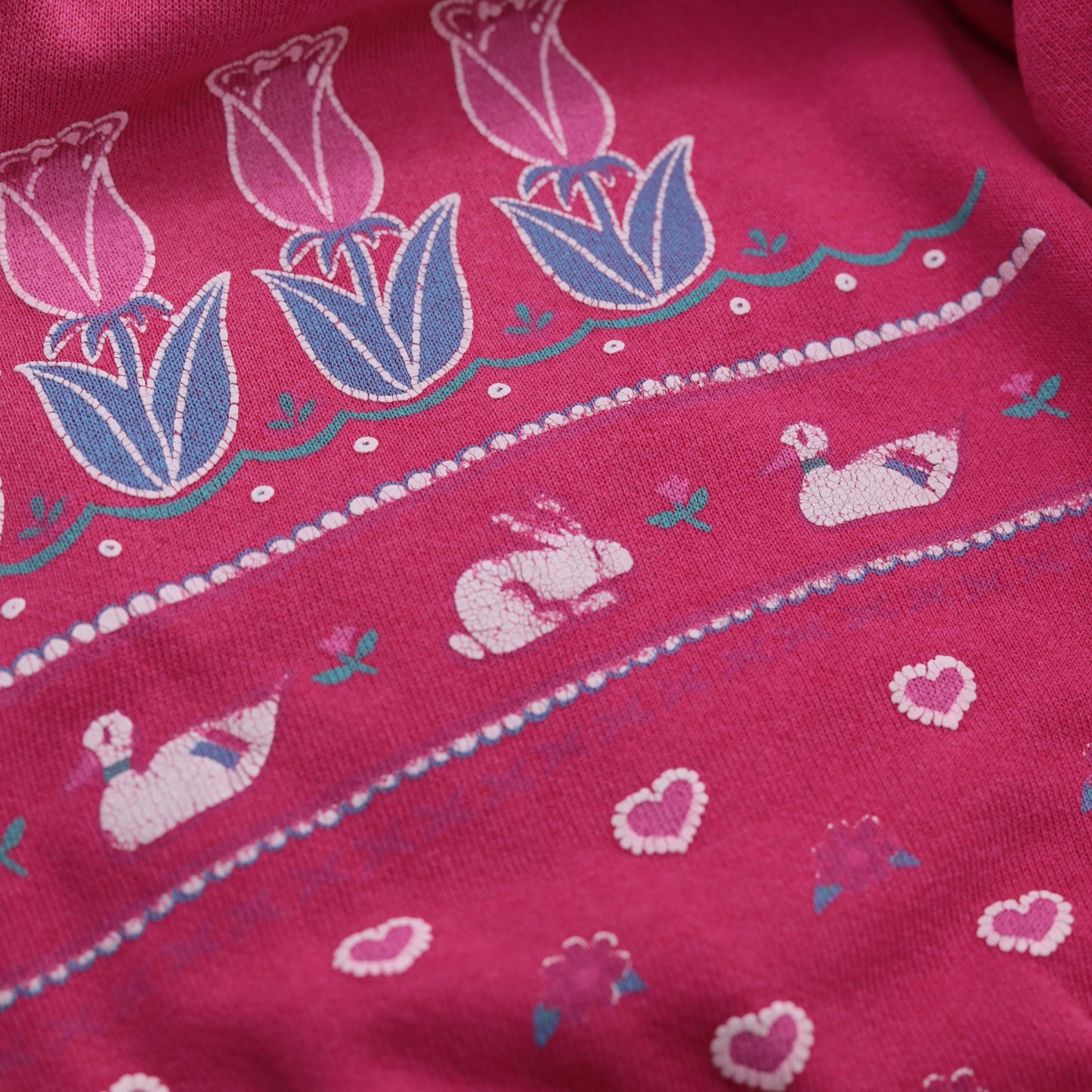 90s Pink Floral Goose & Bunny Graphic Sweatshirt Raglan Collar Medium