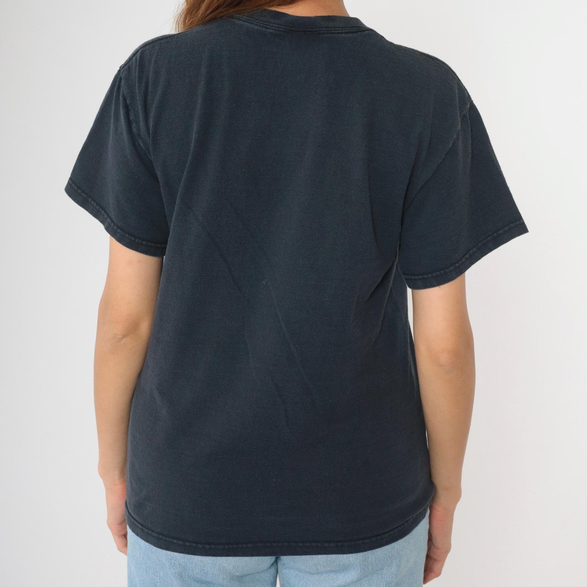 90s Chicago Graphic T-Shirt Black Fruit of the Loom Distressed Medium