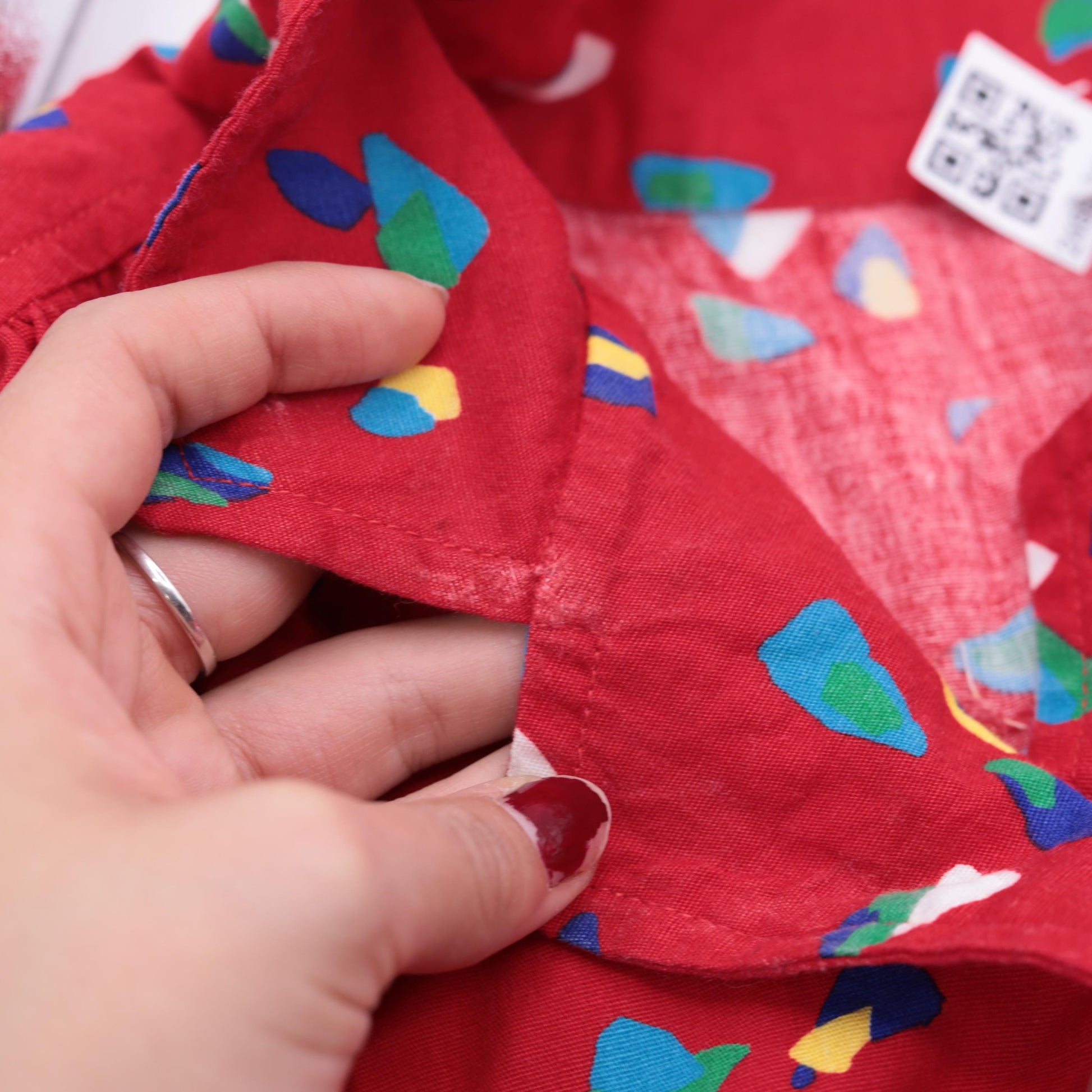 80s Red Confetti Print Midi Shirtdress Button Up High Waist Cap Sleeve Small