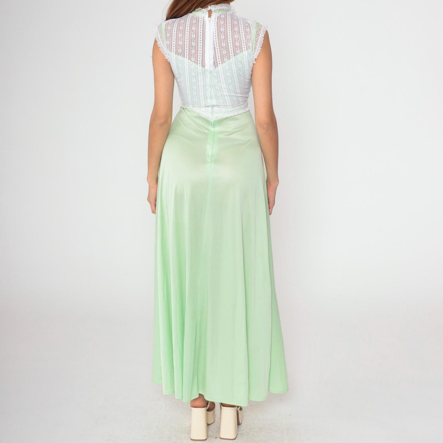 70s Pastel Green Maxi Gown White Lace High Neck Cap Sleeve Extra Small