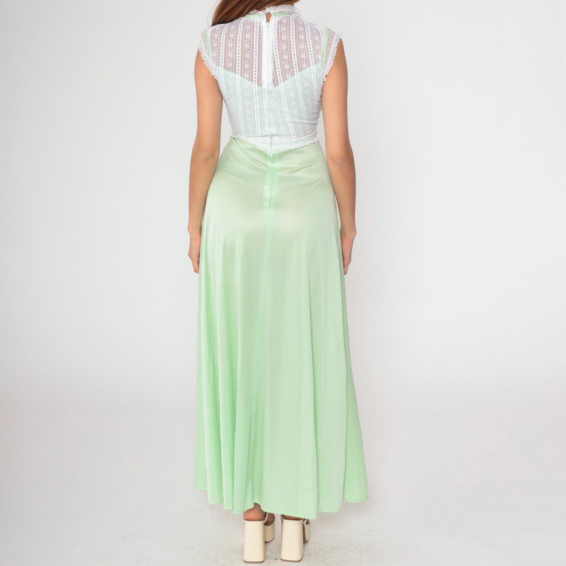 70s Pastel Green Maxi Gown White Lace High Neck Cap Sleeve Extra Small