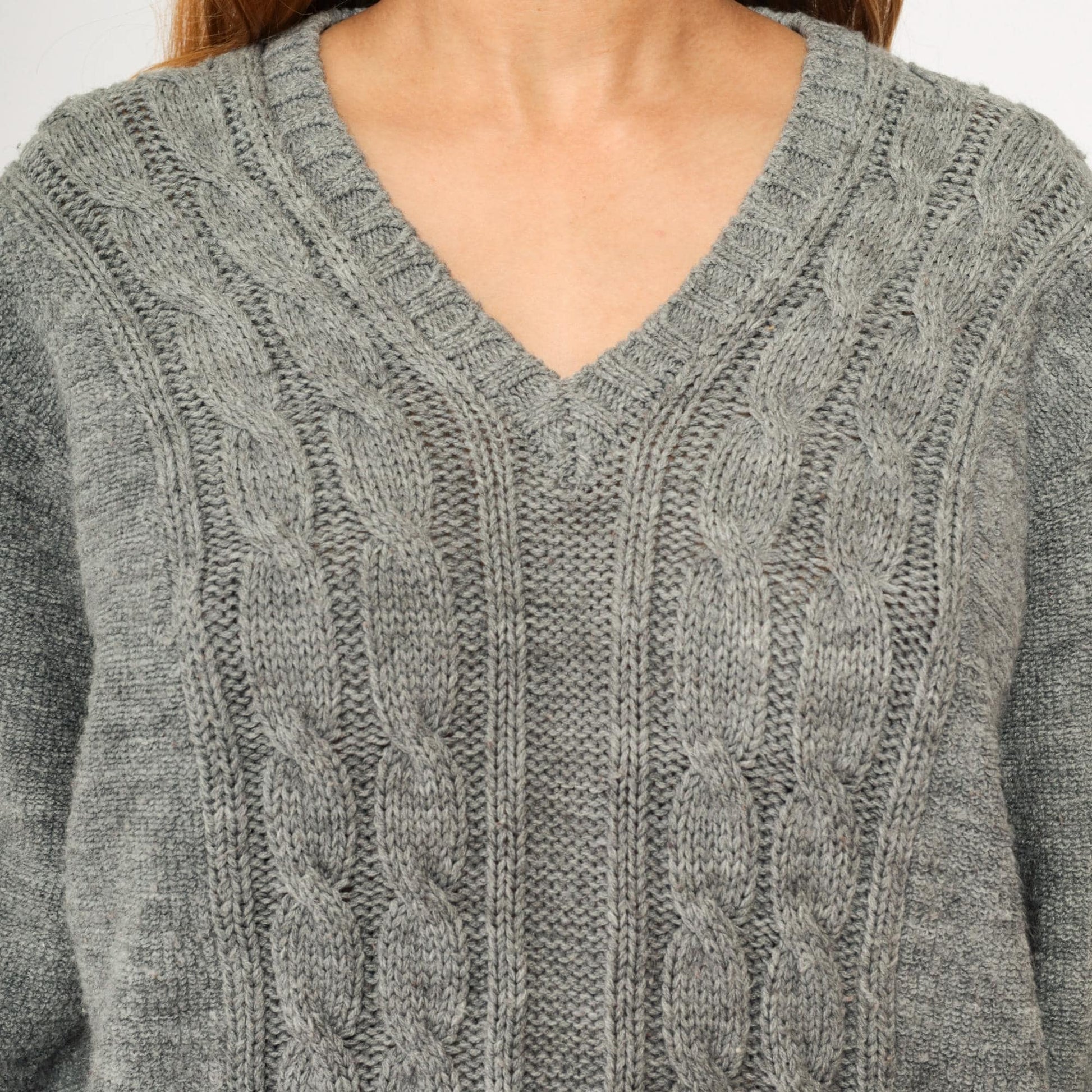 80s Campus Cable Knit V-Neck Sweater Grey Acrylic Pullover Medium M