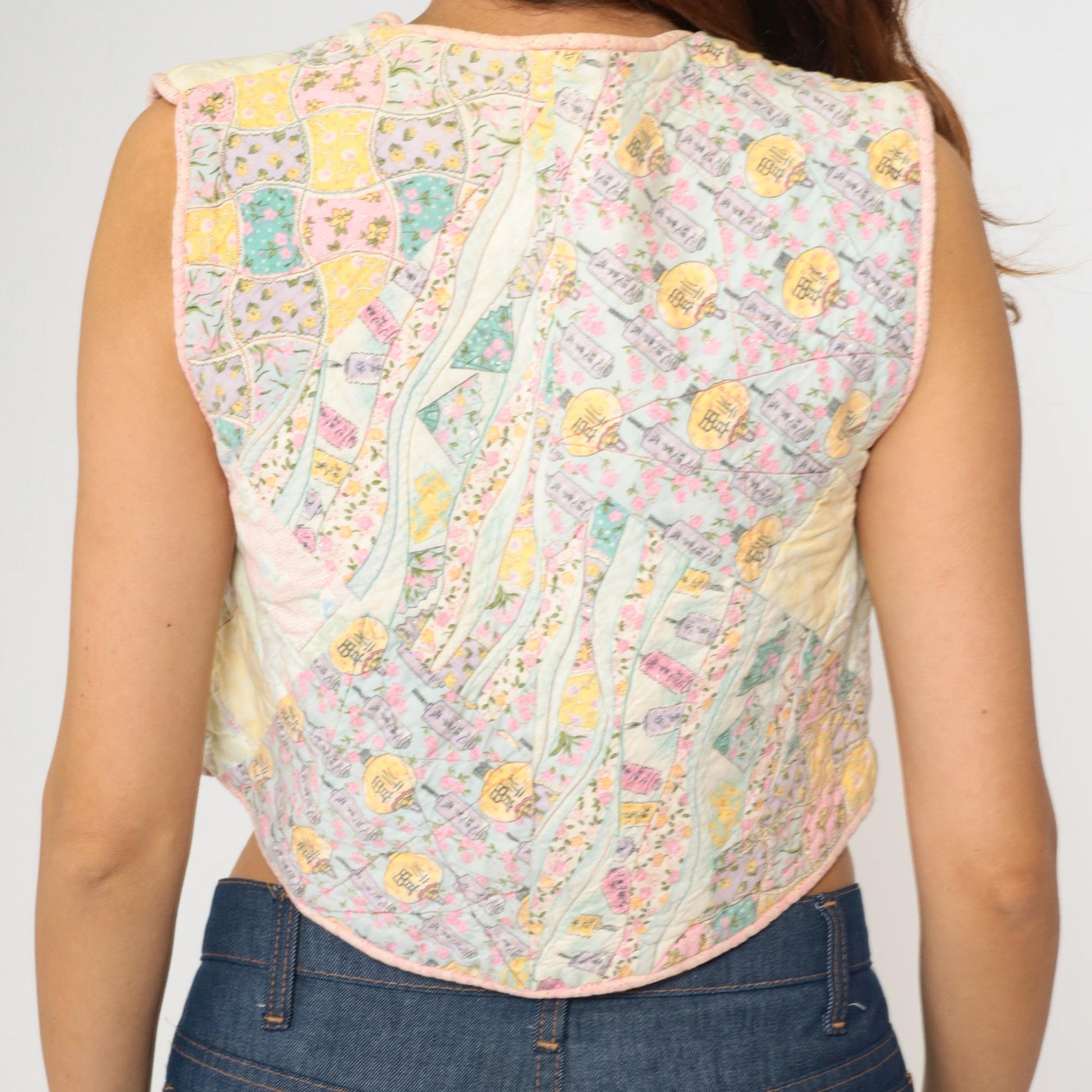 70s Quilted Vest Patchwork Pastel Floral Japanese Lantern Gold Glitter Small