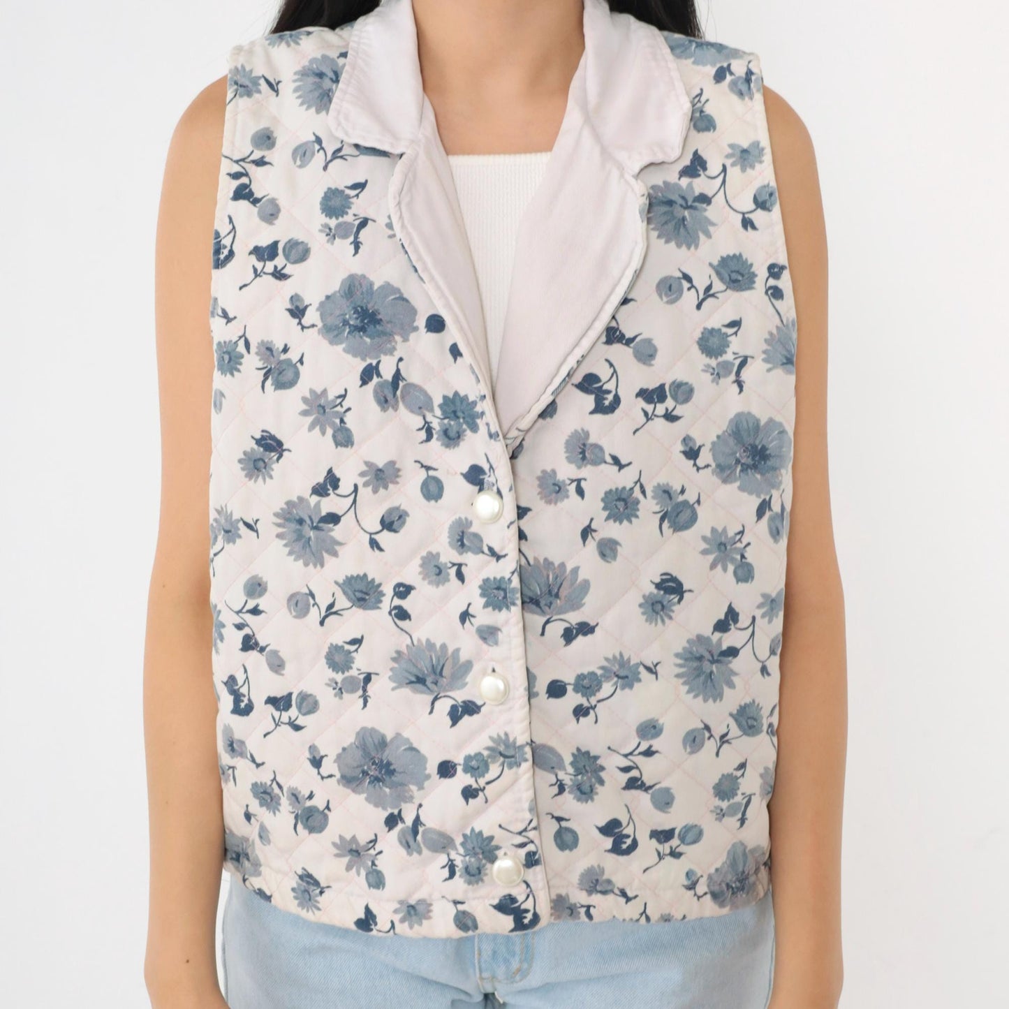 90s Quilted Floral Vest White Blue Button Front Collared Medium M