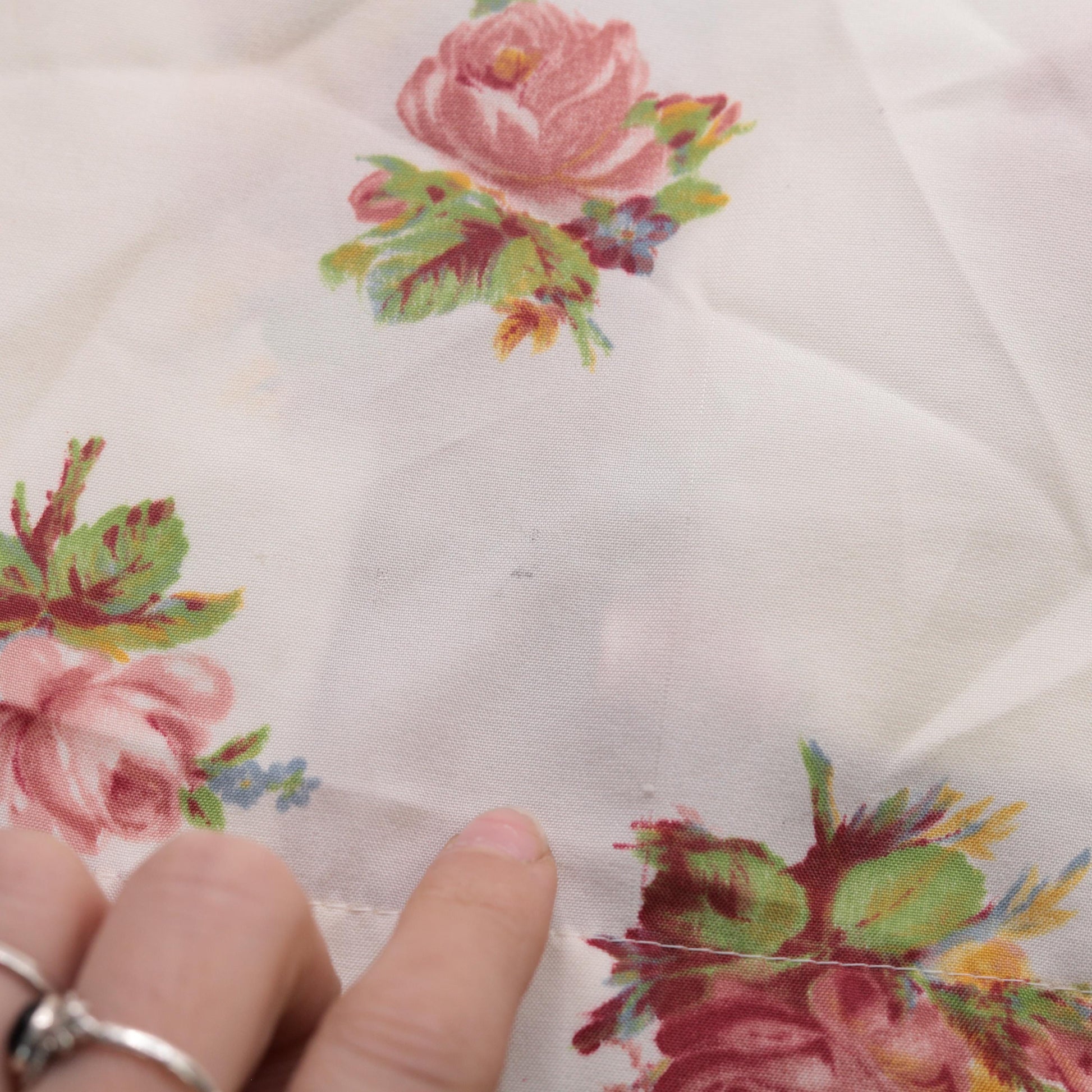 70s Pink Floral Rose Print Button Up Shirt Dagger Collar Men's Large