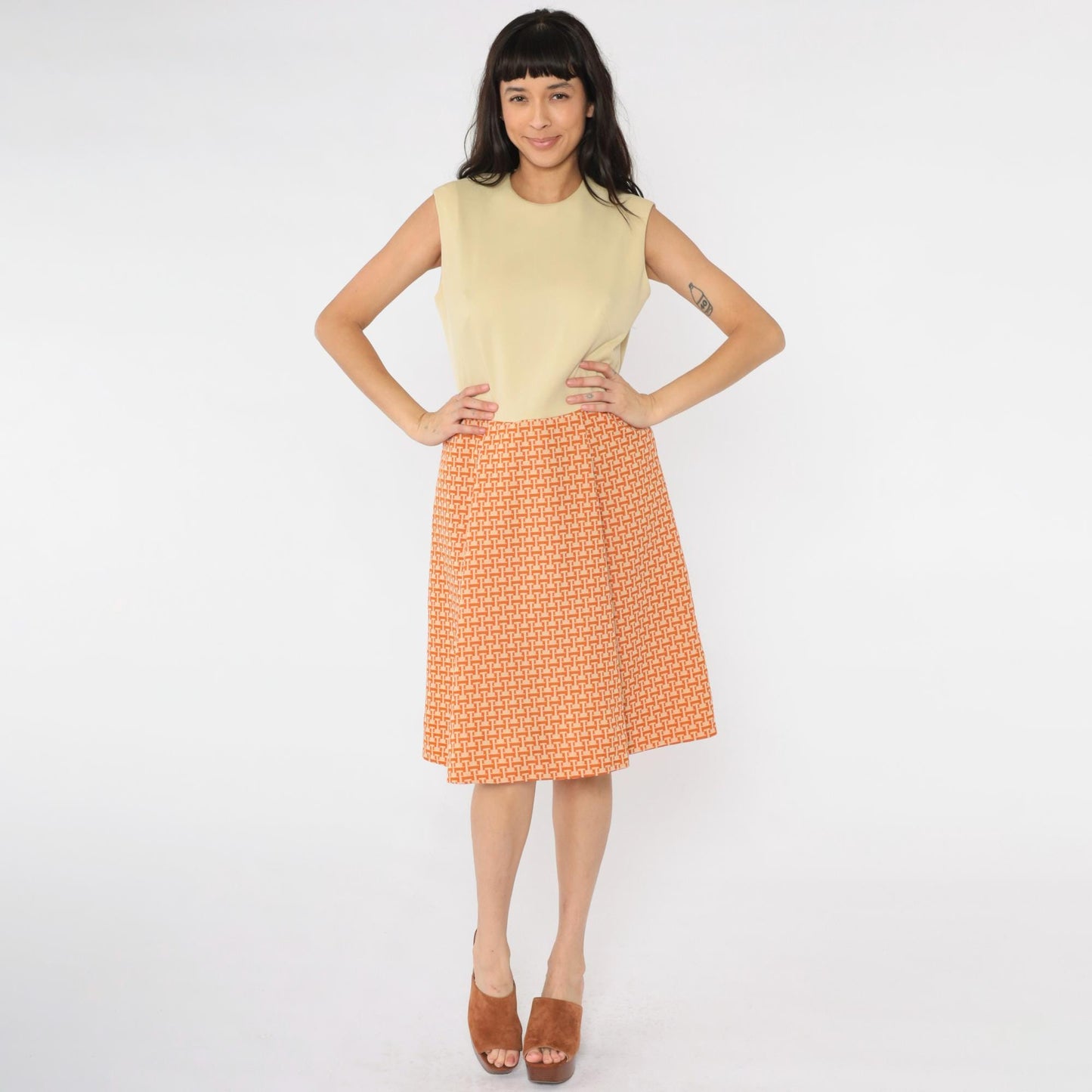 1960s Mod Geometric A-Line Dress Cream Orange Sleeveless High Waist Medium Large