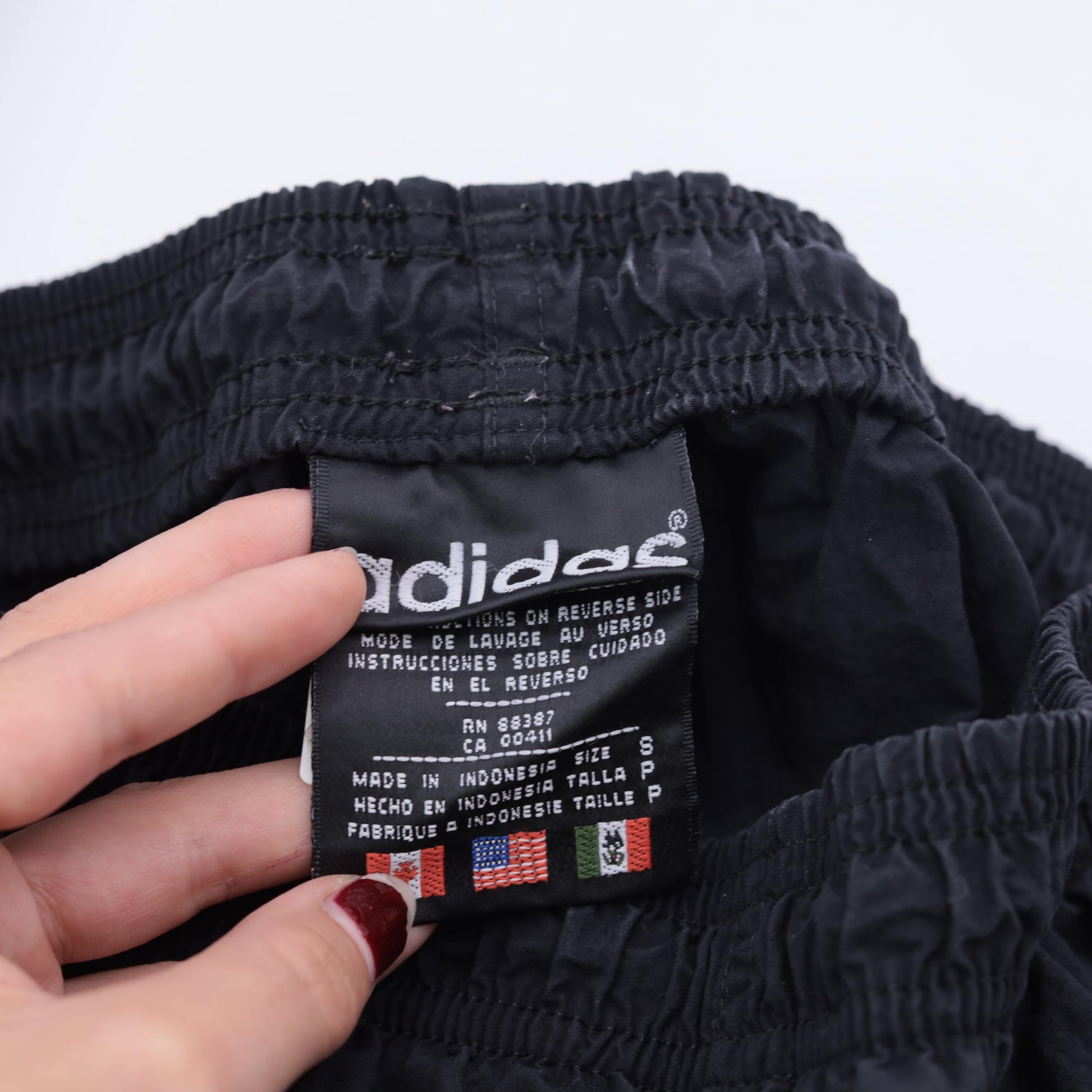 90s Adidas Black Nylon Shorts Trefoil Logo Athletic Small S