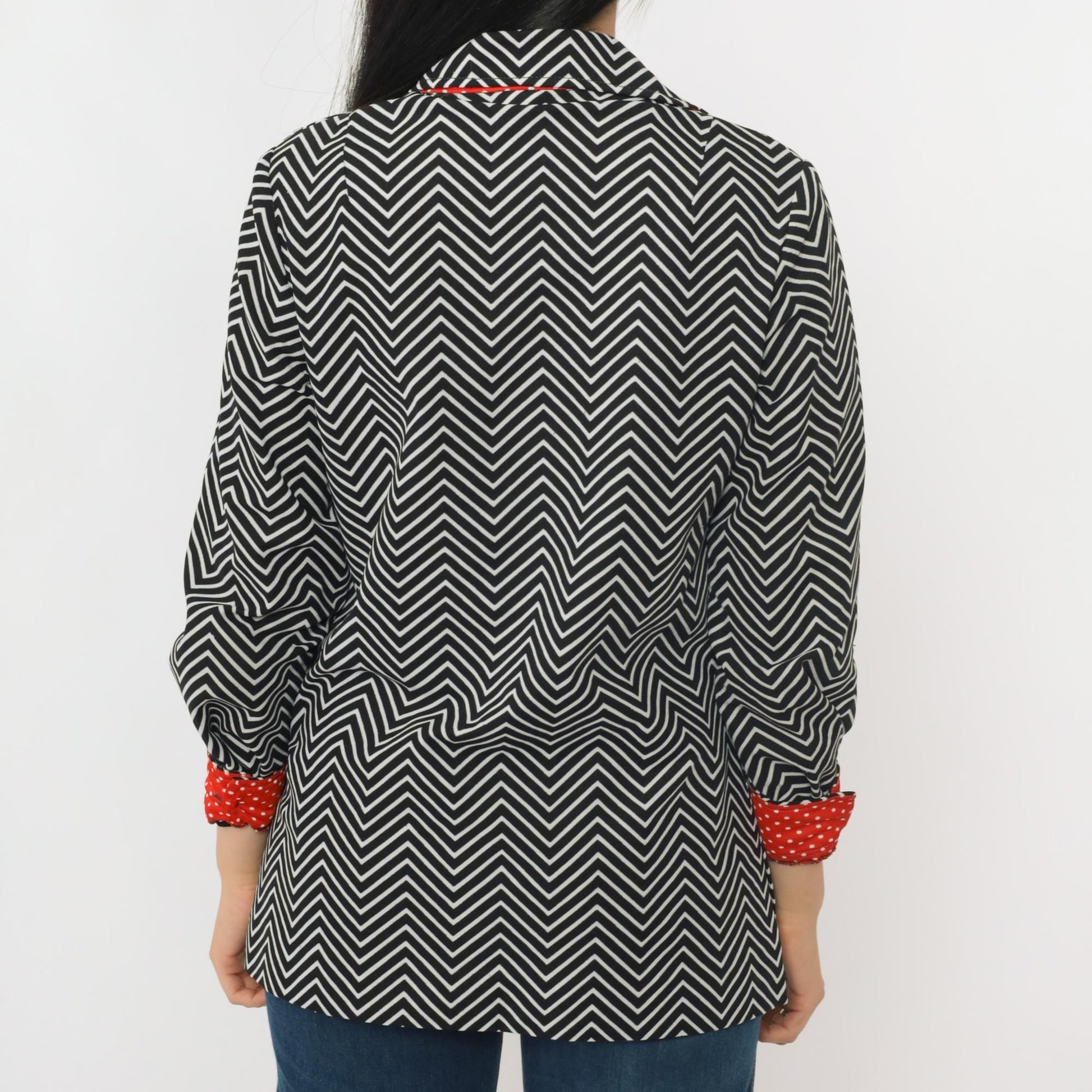70s Black White Striped Button Up Blouse Dagger Collar Long Sleeve Small Medium