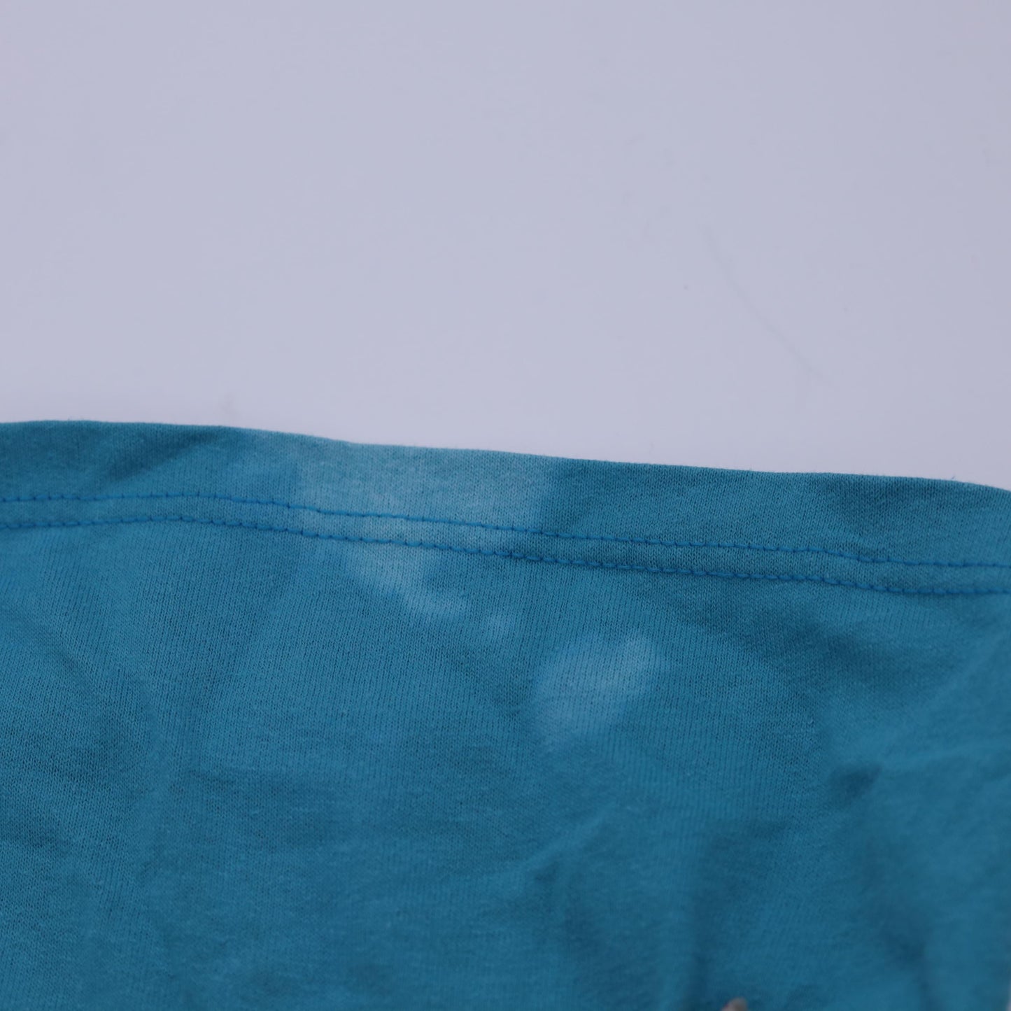 90s Sunflower T-Shirt Turquoise Blue Floral Graphic Crewneck One Size