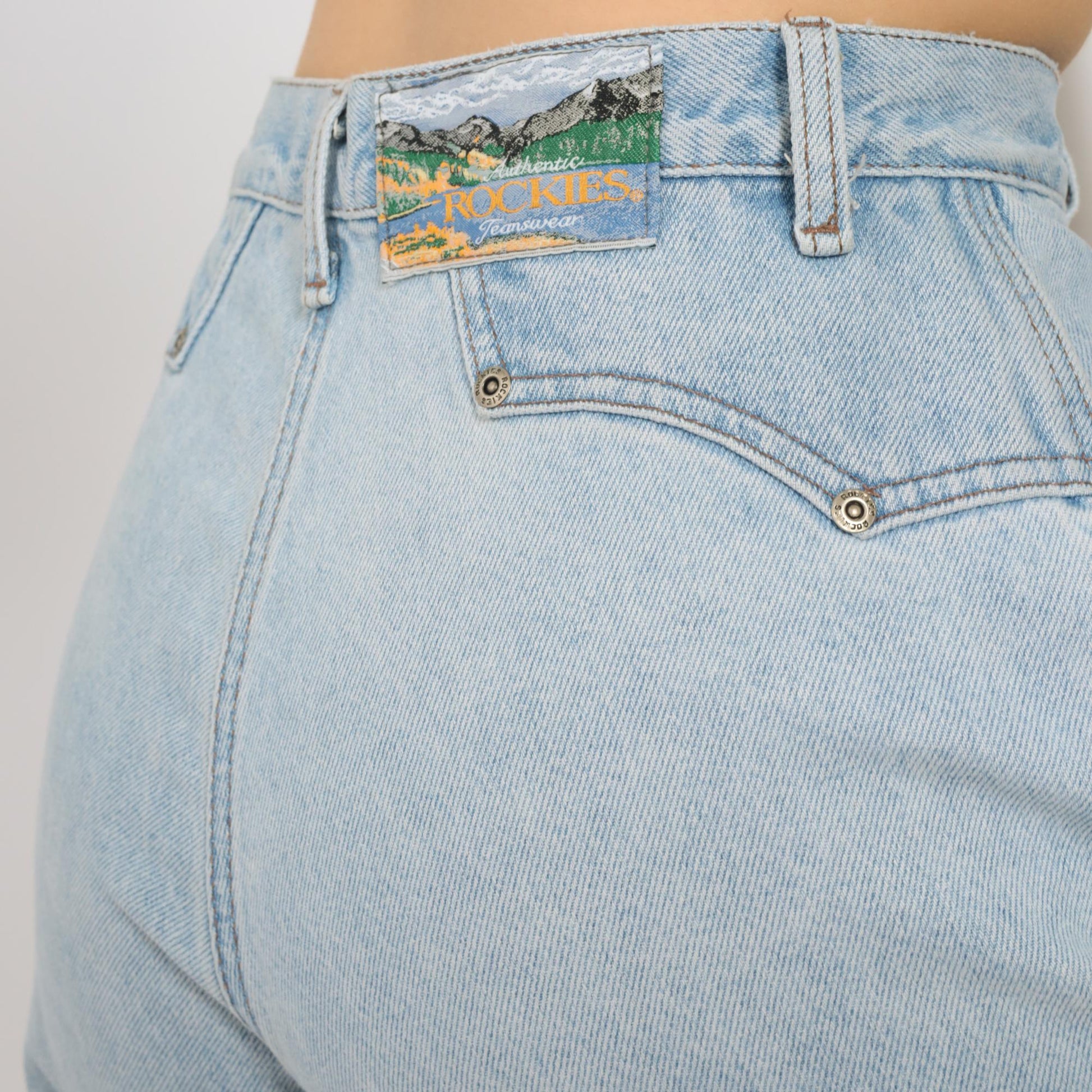 90s Rockies Light Blue Denim High Waist Straight Leg Jeans Small