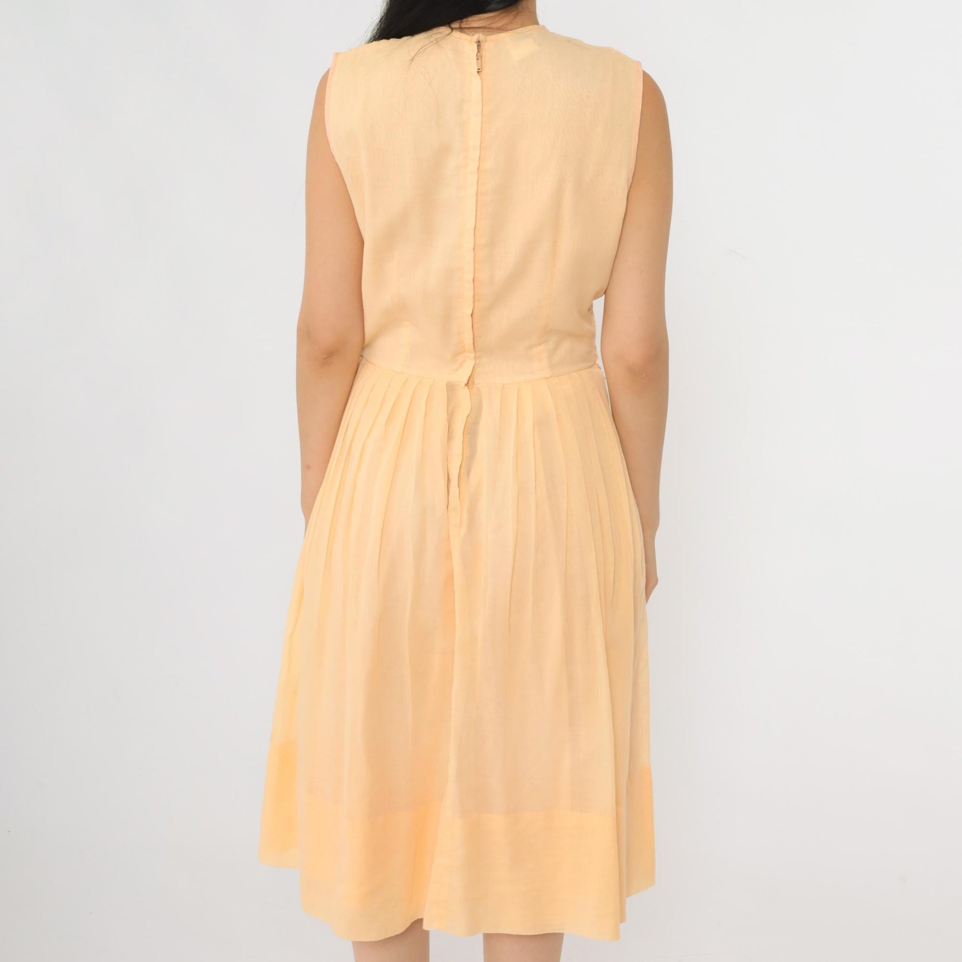 60s Peach Pleated Fit and Flare Midi Dress Sleeveless High Waist Small S