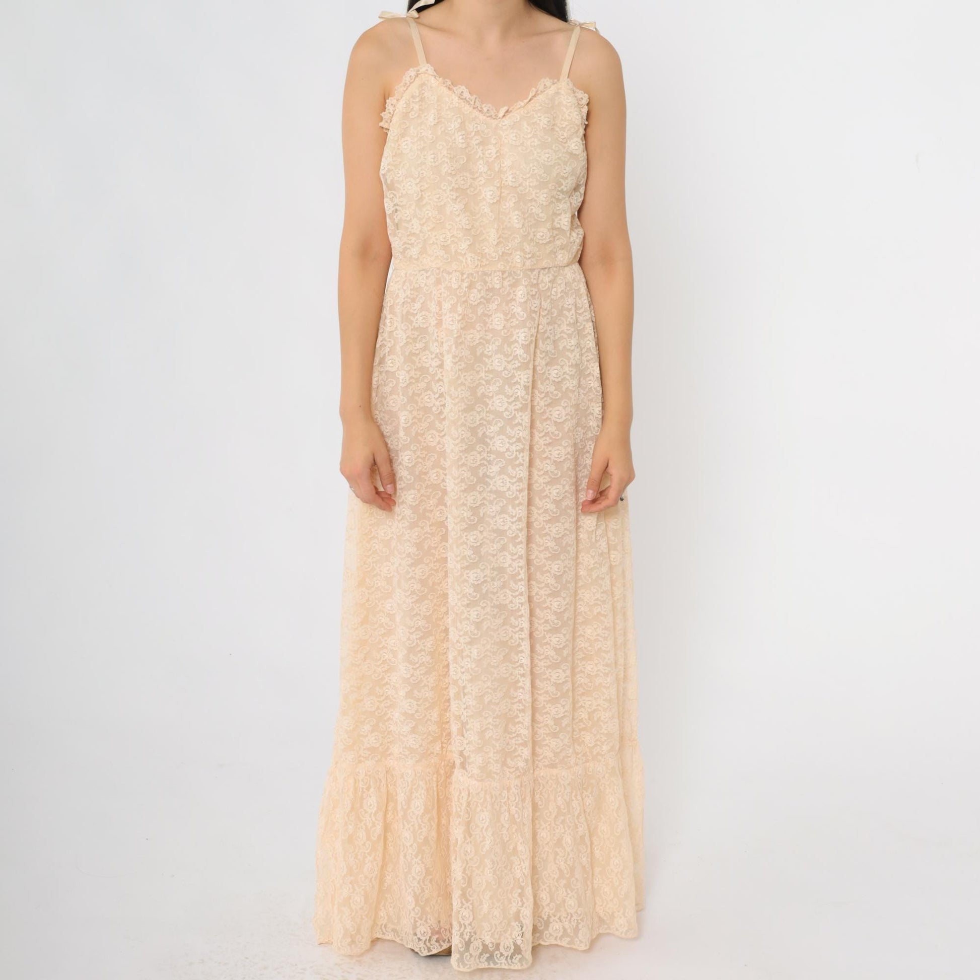 70s Peach Lace Maxi Dress Sweetheart Neckline Spaghetti Strap Small