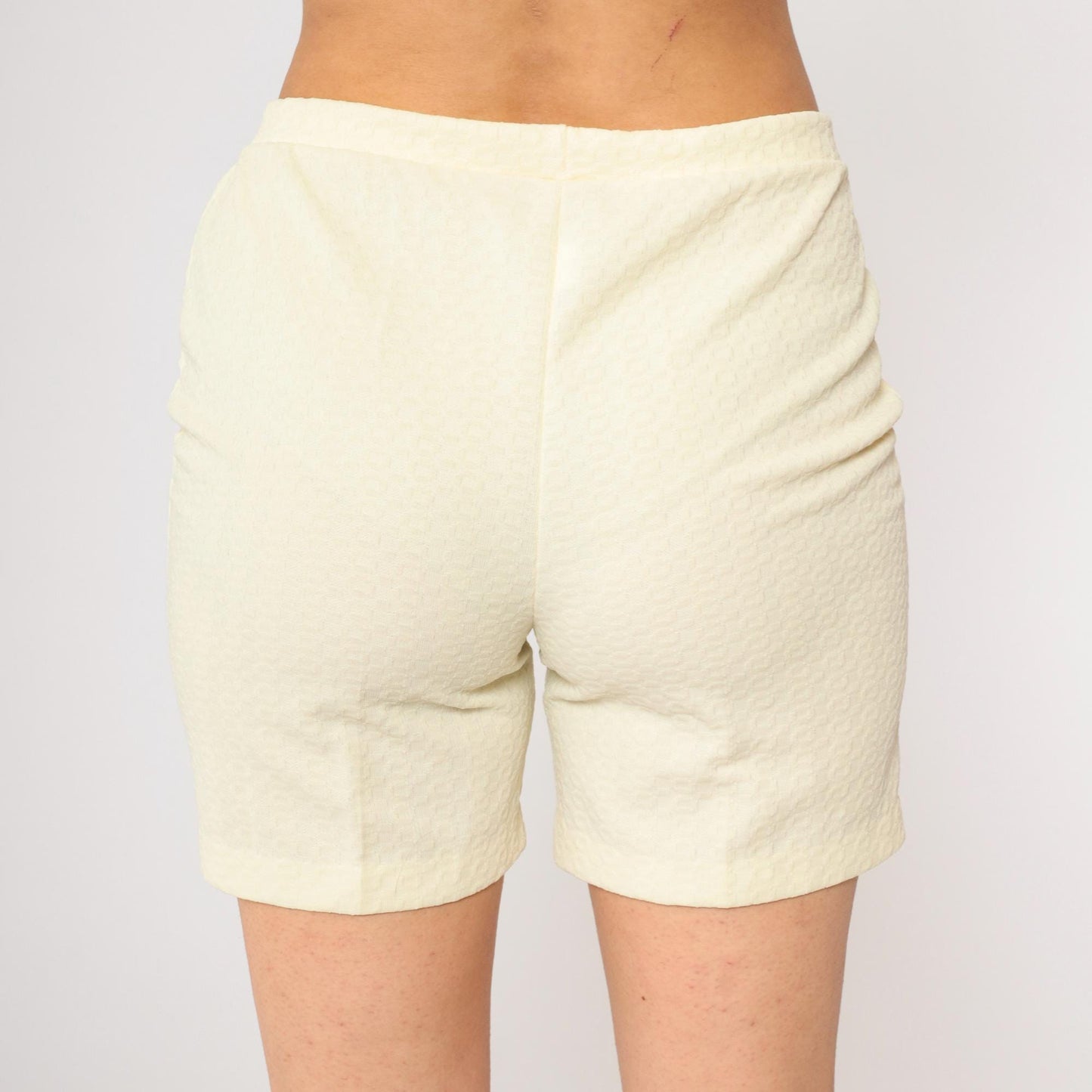 70s Light Yellow High-Waist Shorts Textured Polyester Elastic Waist Medium