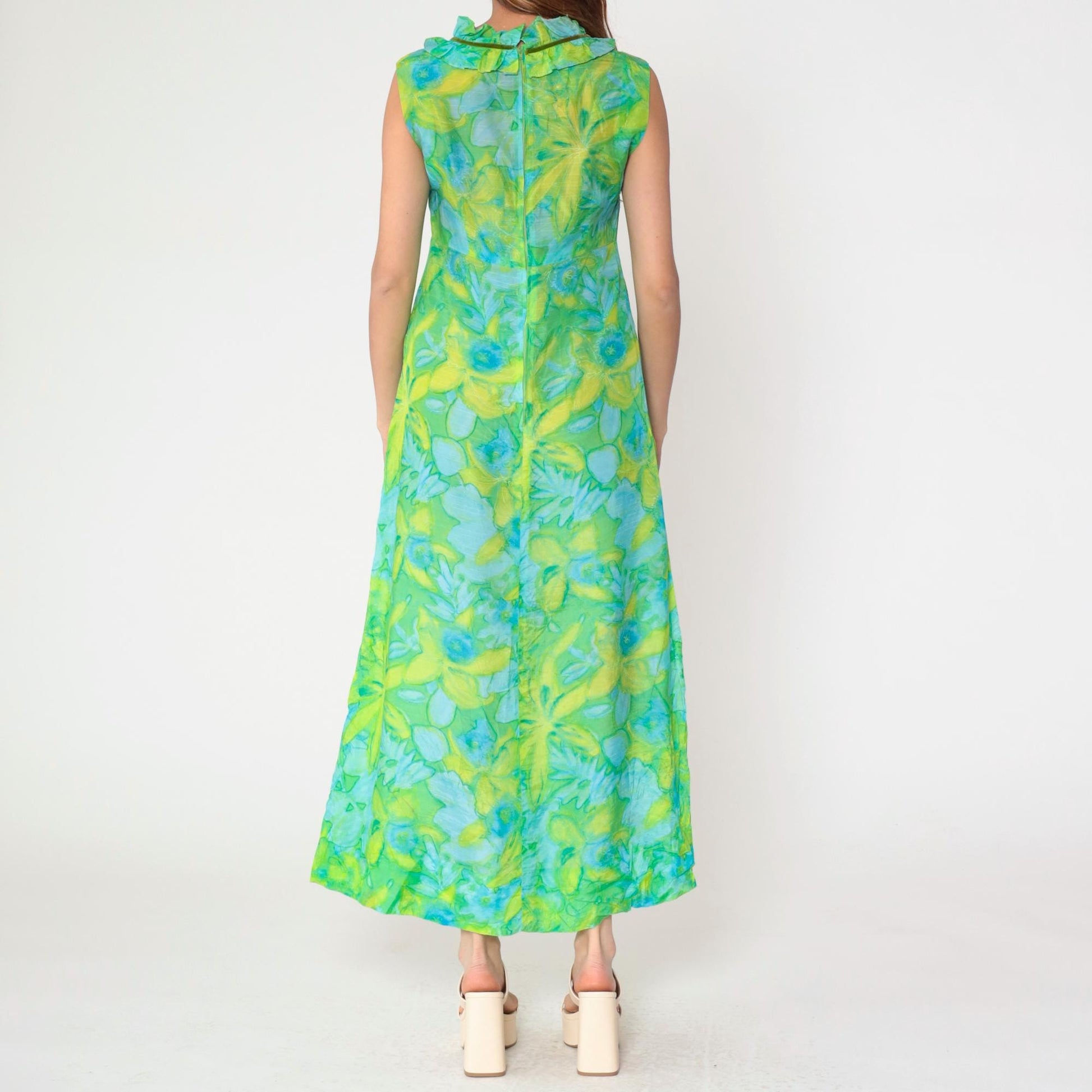 70s Green Floral Watercolor Maxi Dress Empire Waist Ruffled Neckline Medium