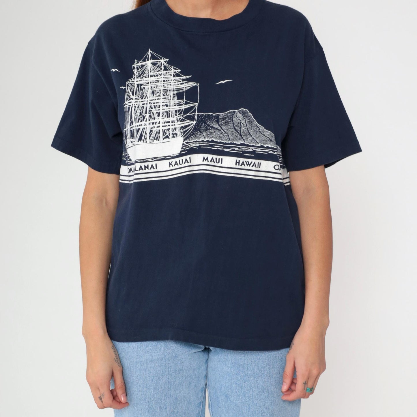 80s Hawaii Sailboat Graphic T-Shirt Navy Blue Islands Crewneck Medium