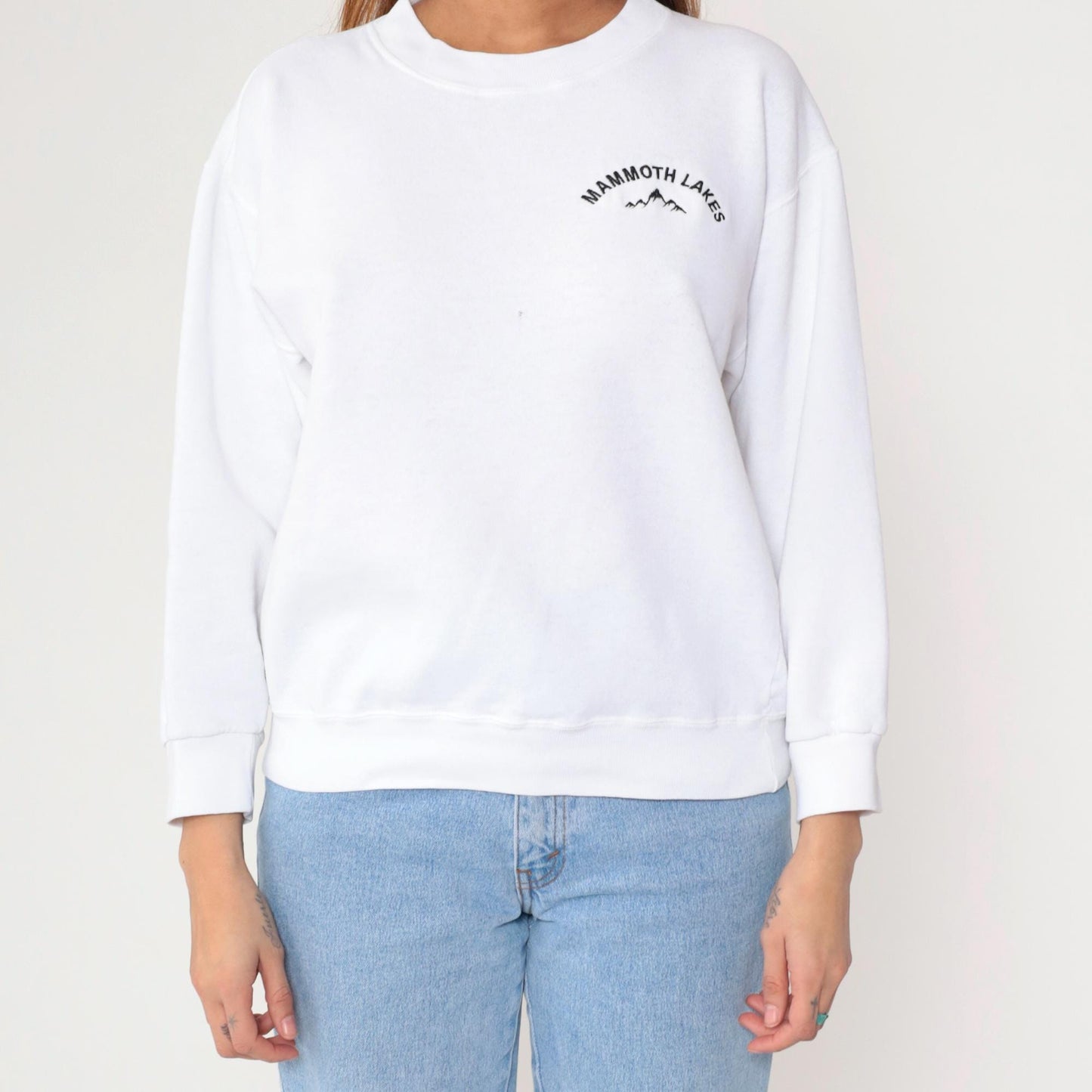 90s Mammoth Lakes California Embroidered Mountain Sweatshirt White Crewneck Medium M