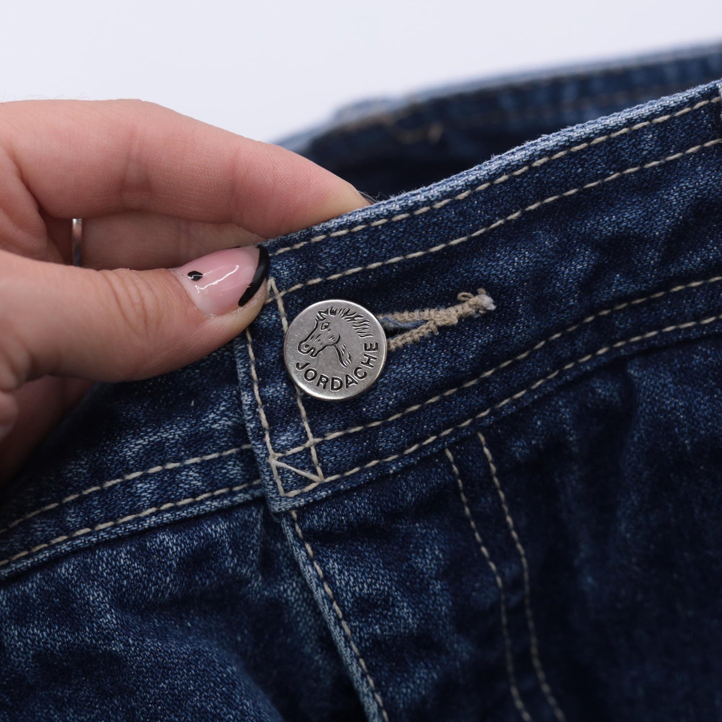 80s Jordache High Waisted Straight Leg Jeans Embroidered Horse Blue Denim 33