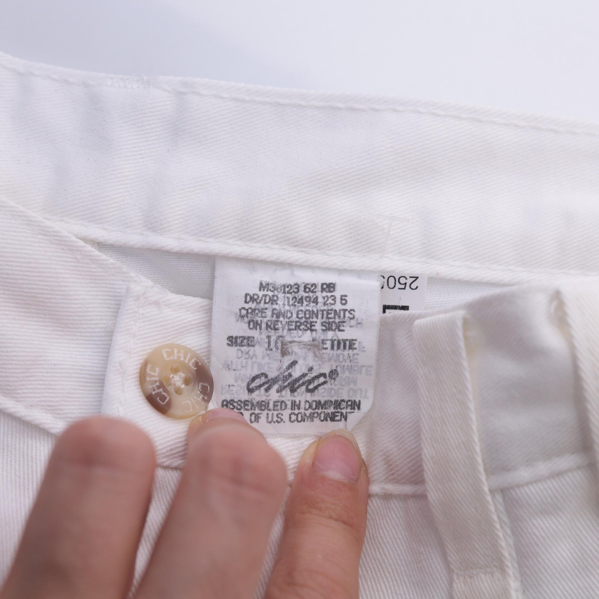 90s Chic White Cotton High-Waisted Straight Leg Trousers Petite 10