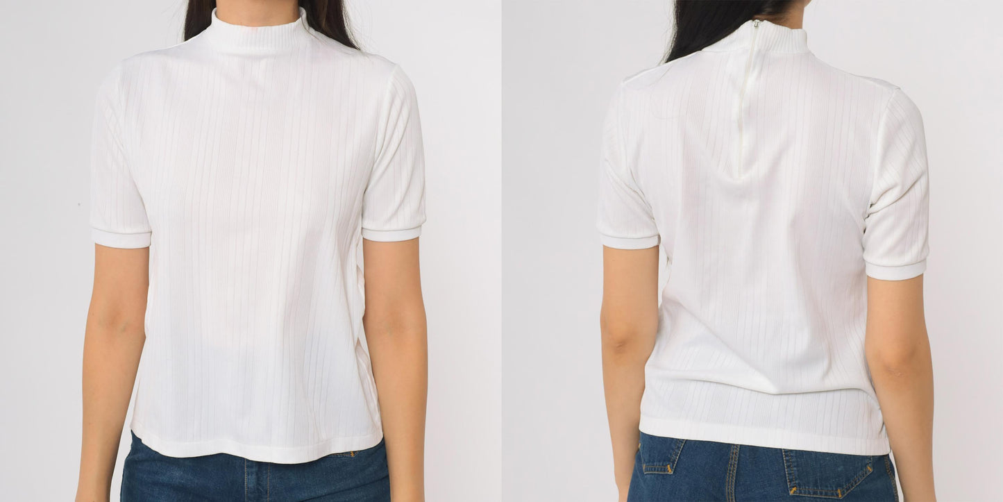70s White Mock Neck Short Sleeve Ribbed Knit Fitted Top Small S