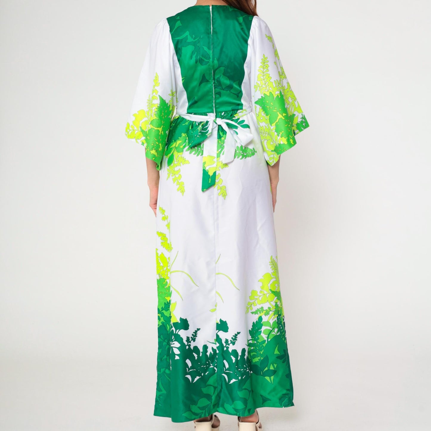 70s Hilo Hattie Hawaiian Maxi Dress White Green Tropical Leaf Kimono Sleeve Small