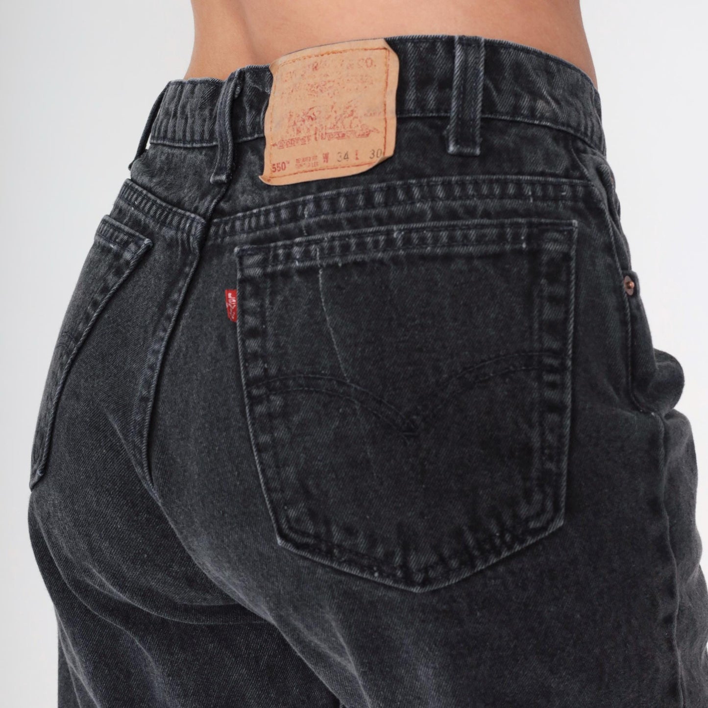 90s Levi's 550 Black Denim High-Waist Mom Jeans Made in USA 34 30