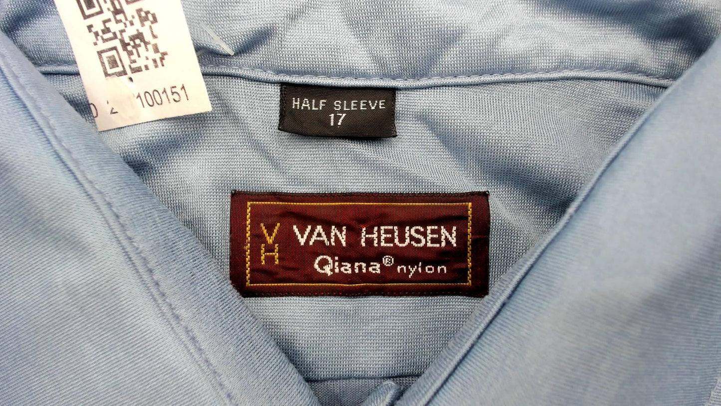 70s Van Heusen Light Blue Button-Front Shirt Short Sleeve Pointed Collar Extra Large