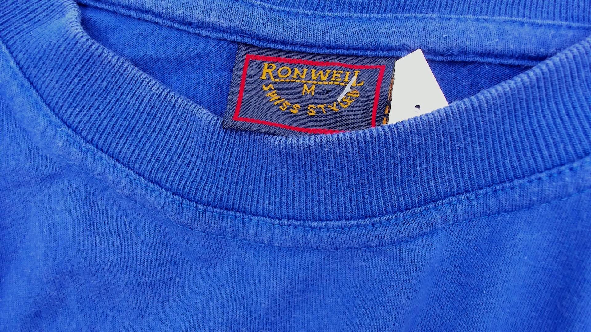 Y2K Switzerland Graphic Cotton T-Shirt Blue Crewneck Medium M