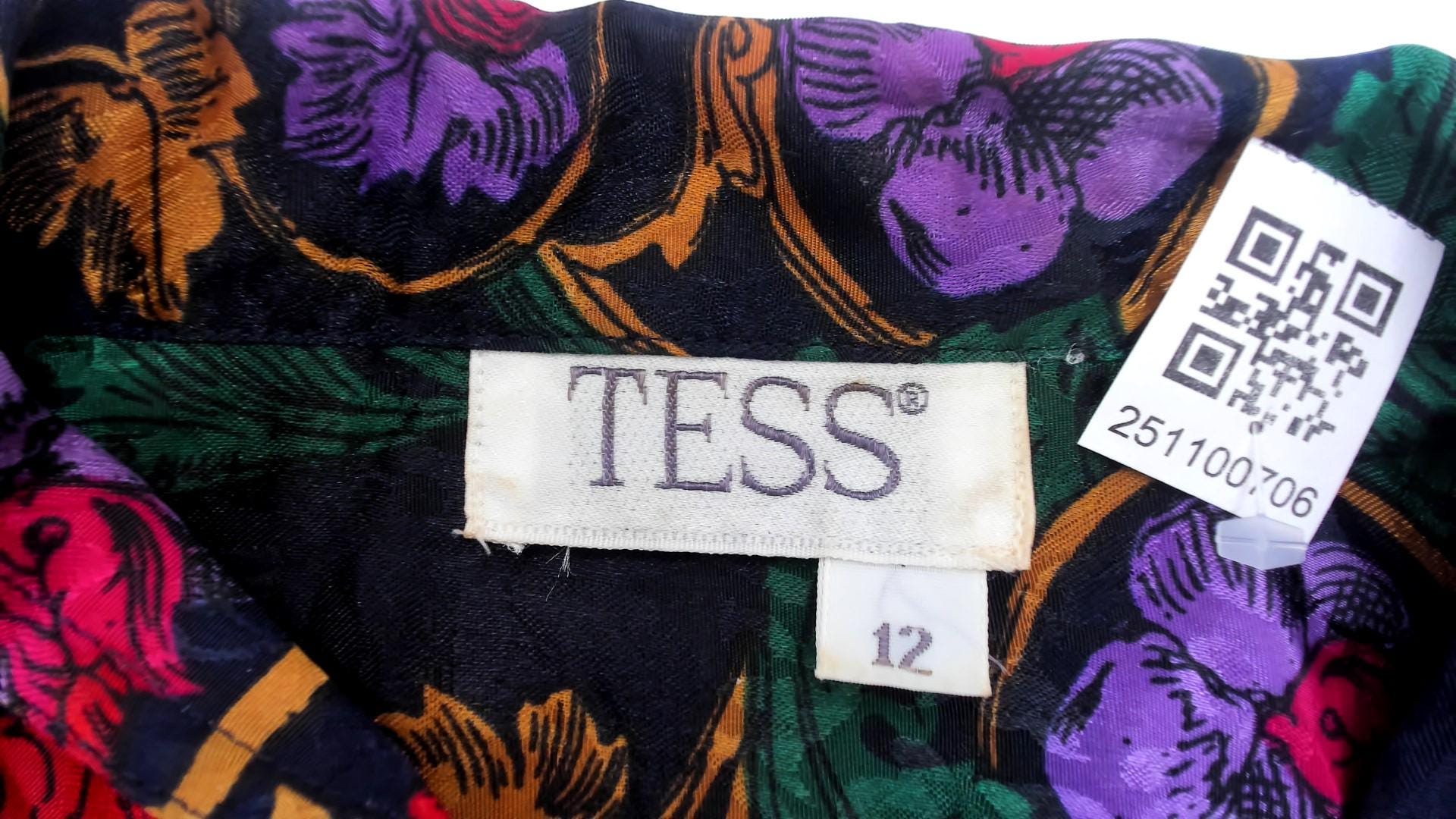 90s Tess Baroque Print Blouse Navy Gold Medallion Long Sleeve Large L